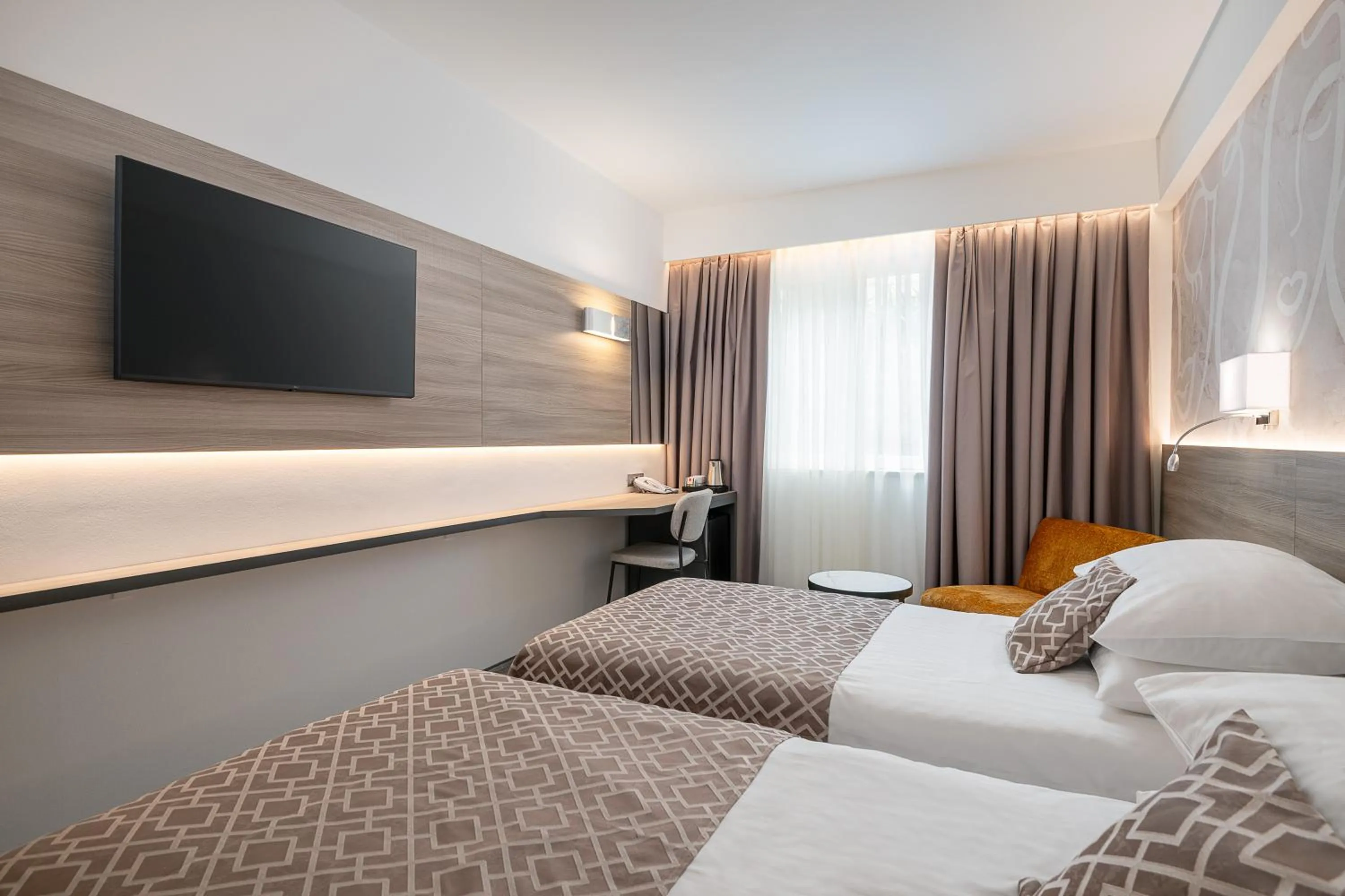 Bedroom, Bed in Hotel Ivka