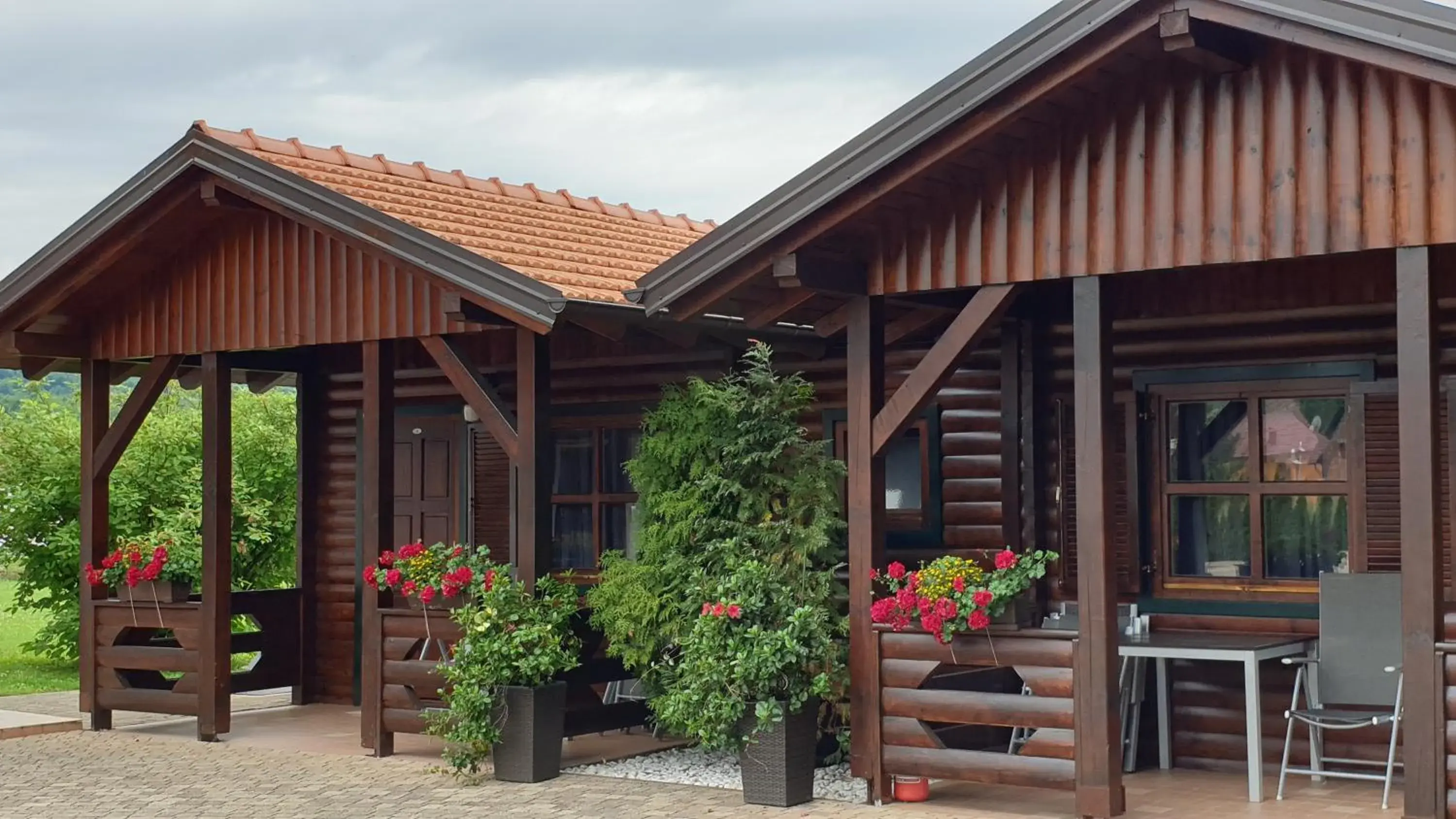 Bungalow in House Tina Bungalow in House Tina