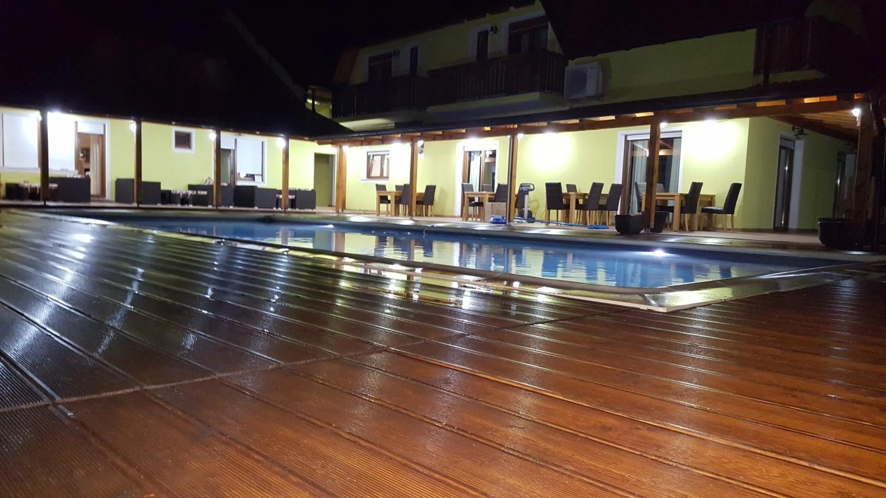 Garden view in House Tina