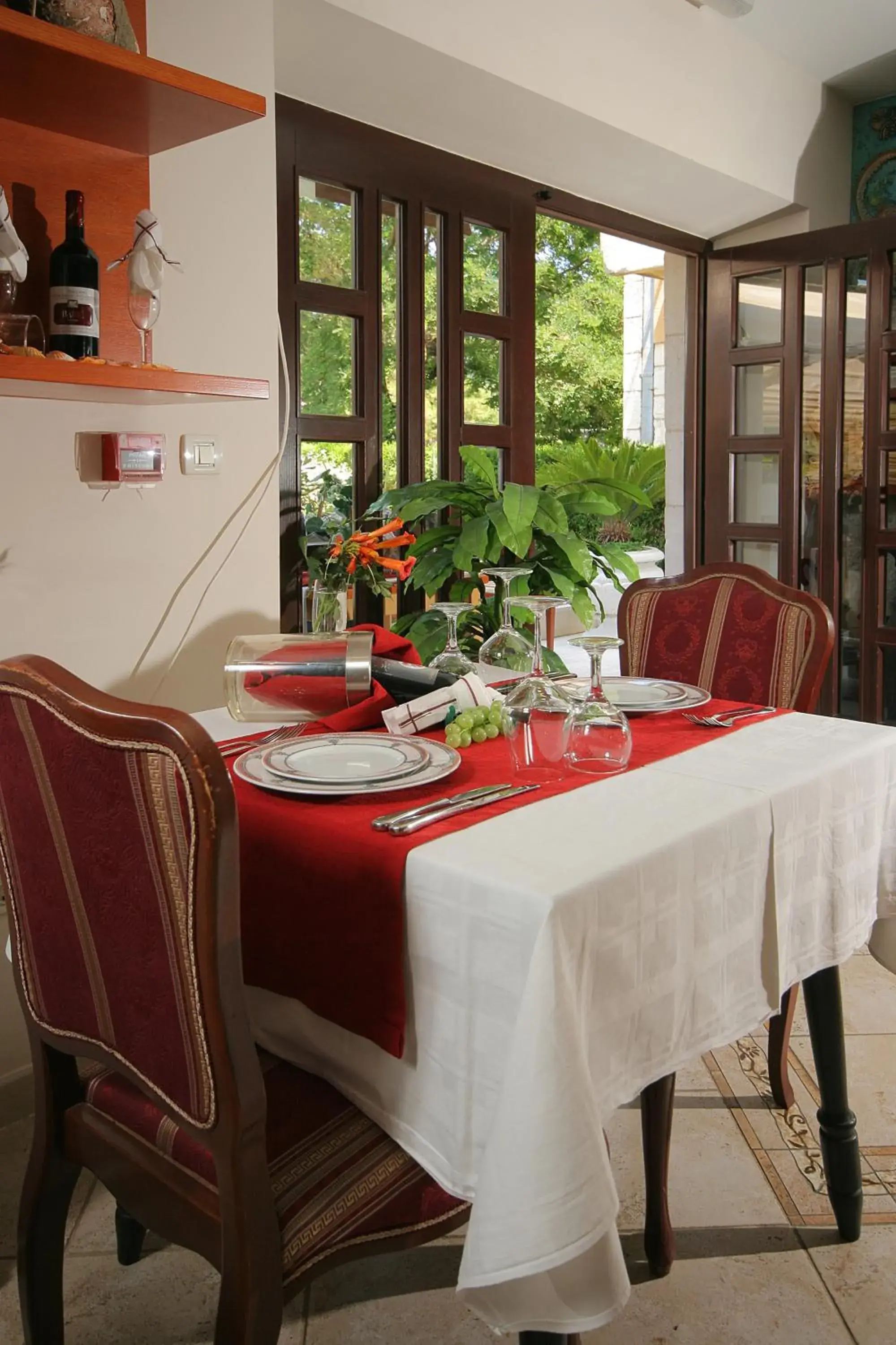 Restaurant/places to eat in Hotel Trogir Restaurant/places to eat in Hotel Trogir