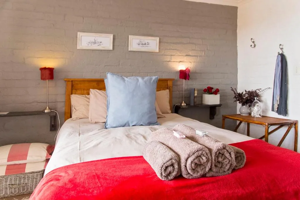 Bed in Waterside on Le Bonheur