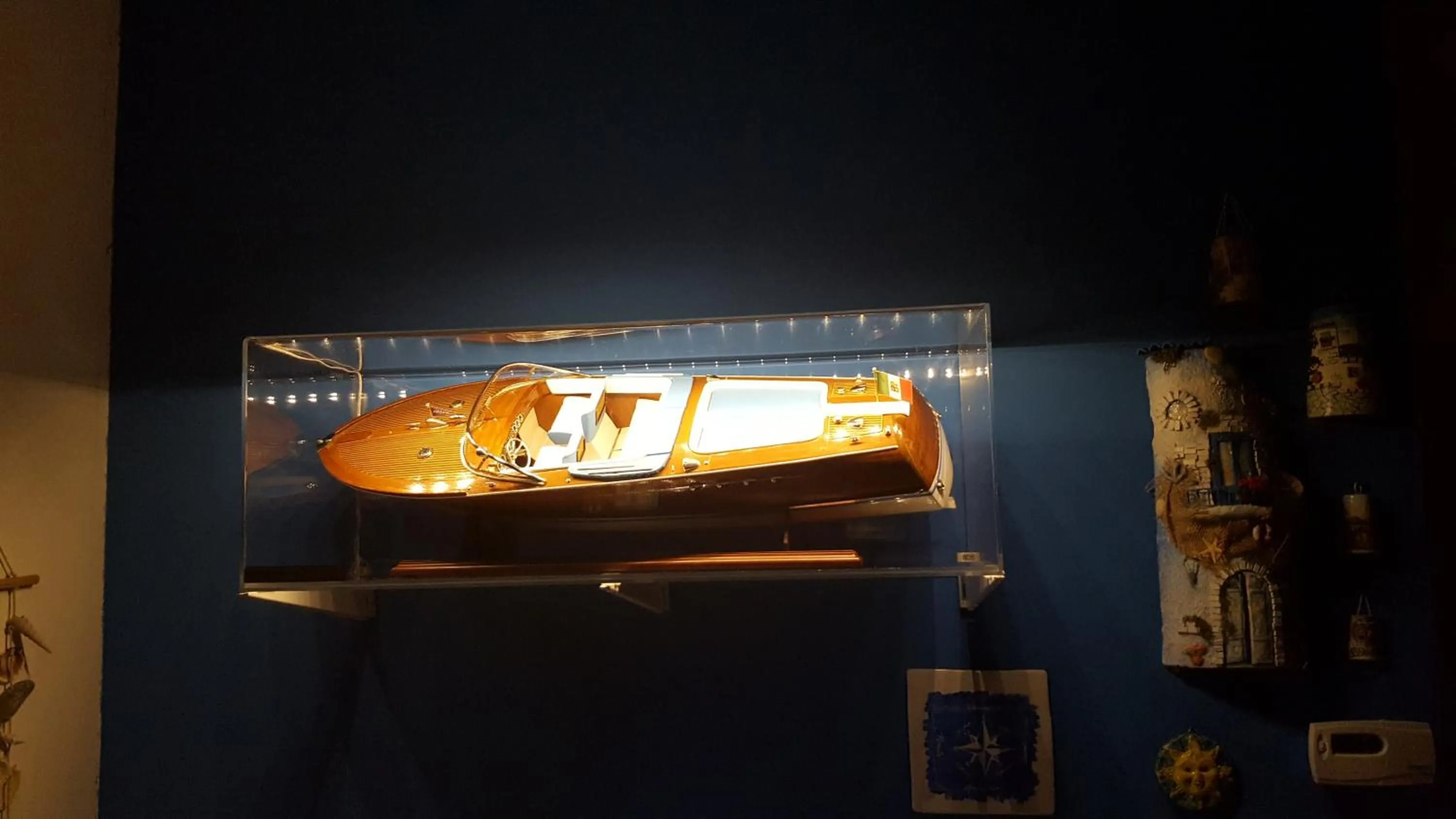 Decorative detail in Casina Carina Carina