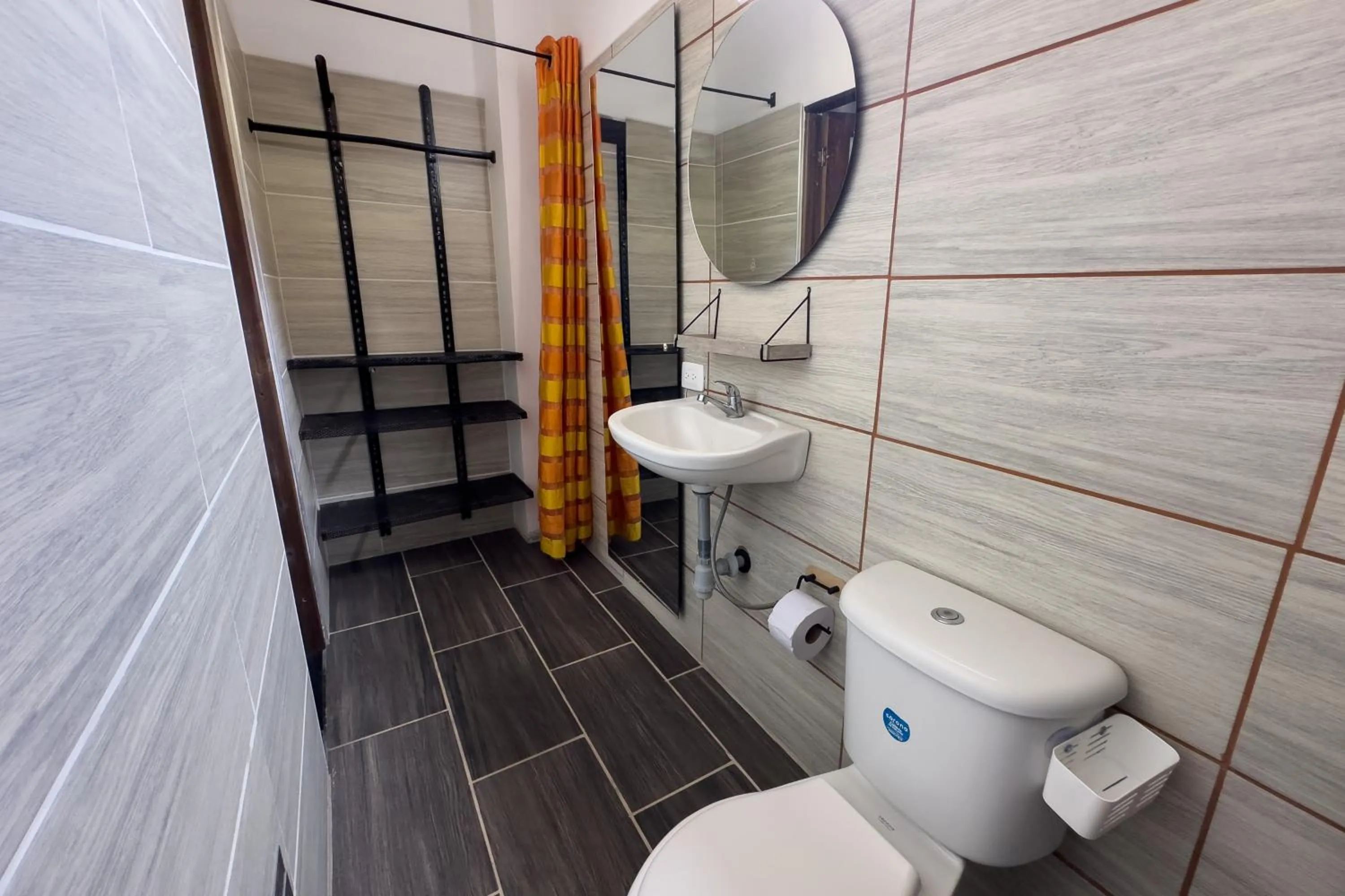 Shower in Hotel Family House Rodadero