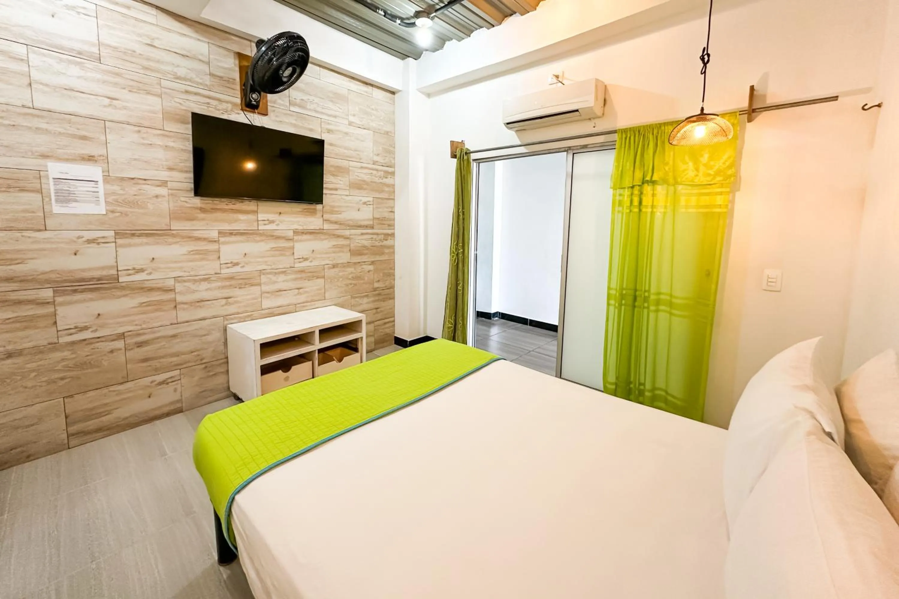 Photo of the whole room, Bed in Hotel Family House Rodadero