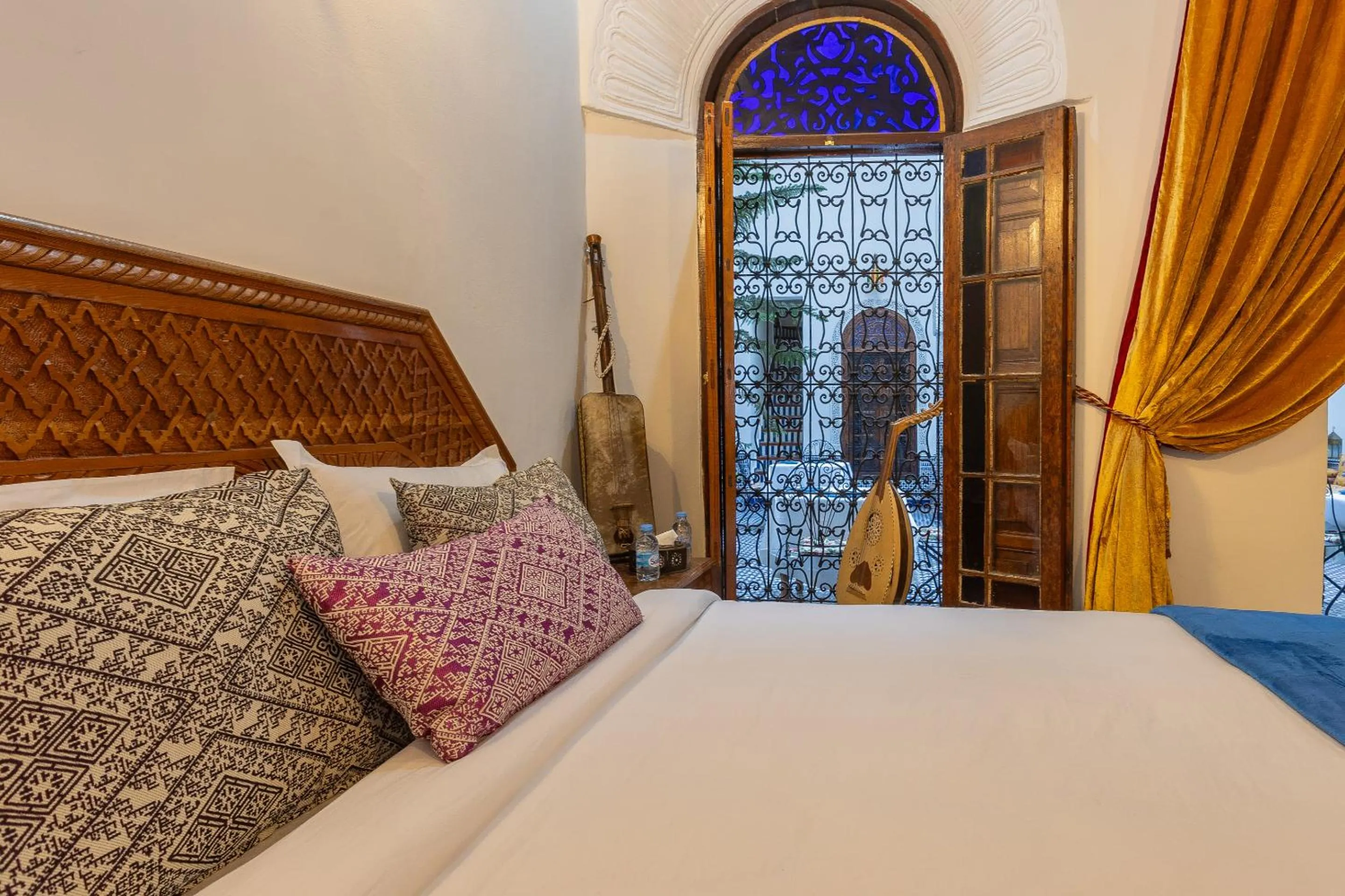 Bedroom, Bed in Palais Nazha Fes - Luxury Lodging