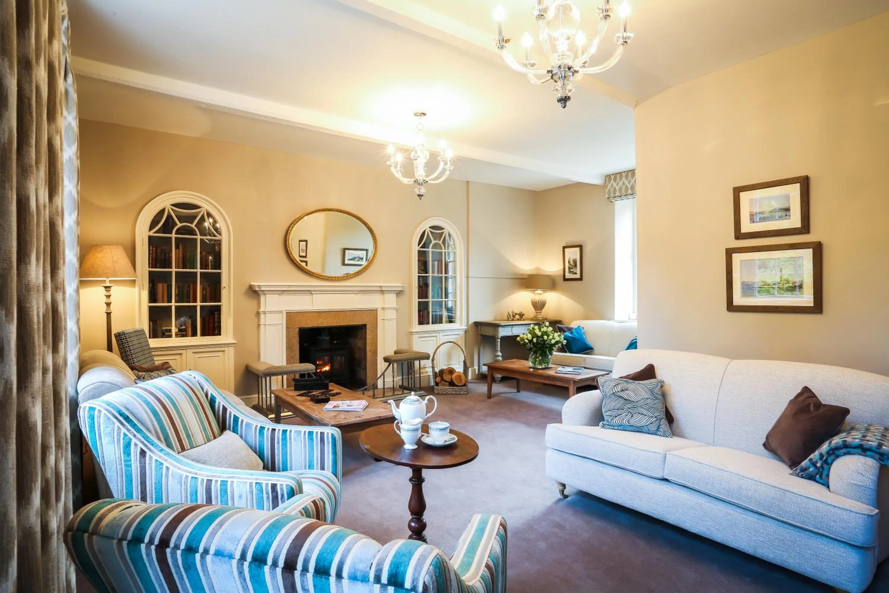 Communal lounge/ TV room in Hooton Pagnell Hall