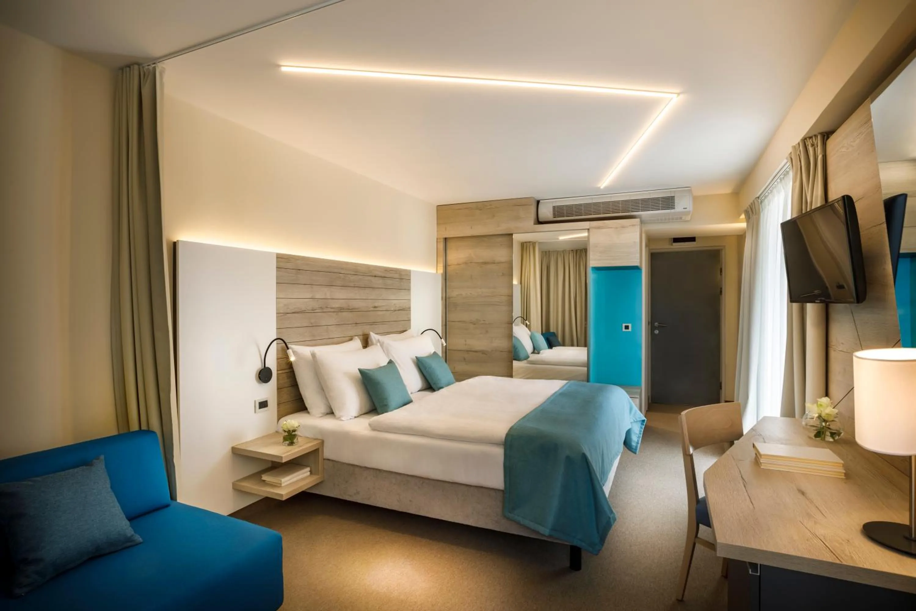 Bedroom, Bed in Hotel Marina - by Liburnia Hotels & Villas