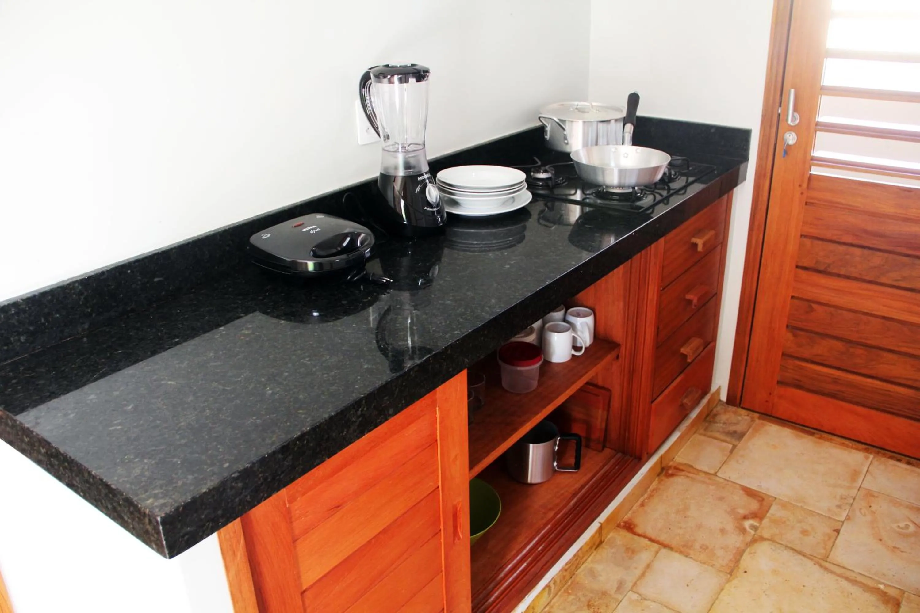Kitchen or kitchenette in Aldeia das flores