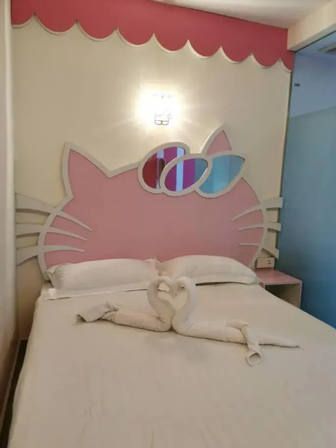 Bed in Dolphin Hotel