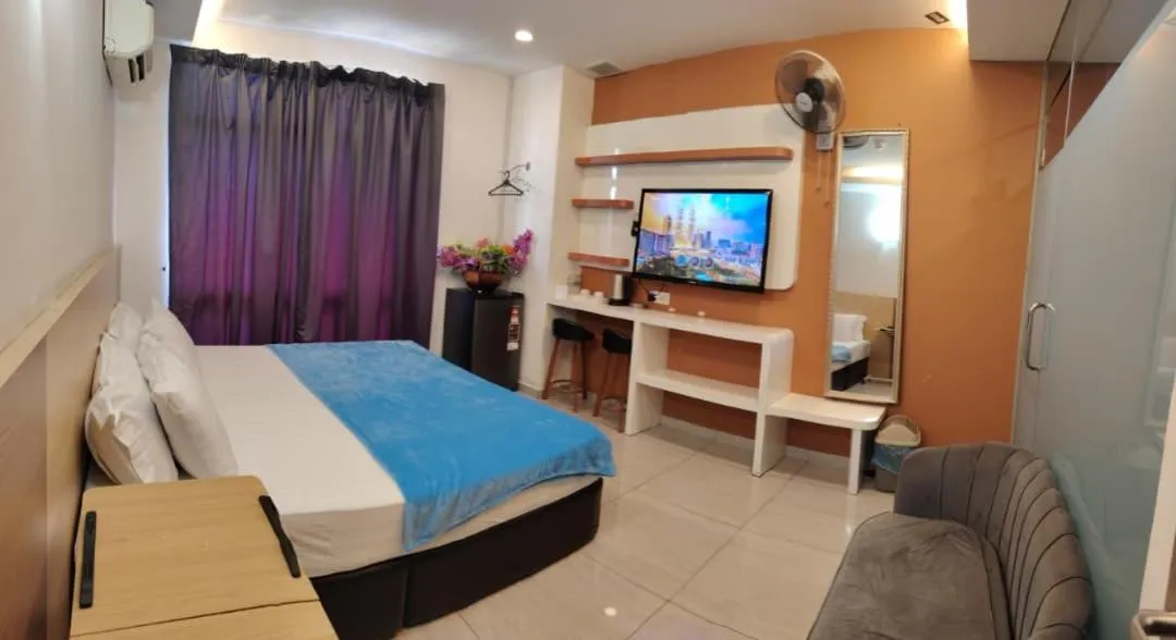 Bed in Dolphin Hotel