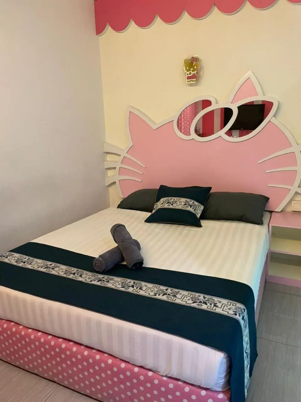 Bed in Dolphin Hotel