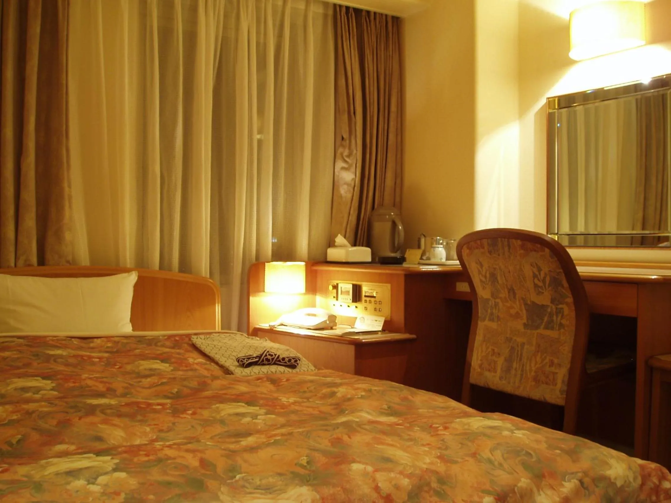 Photo of the whole room, Bed in Hotel New Green Kashiwazaki