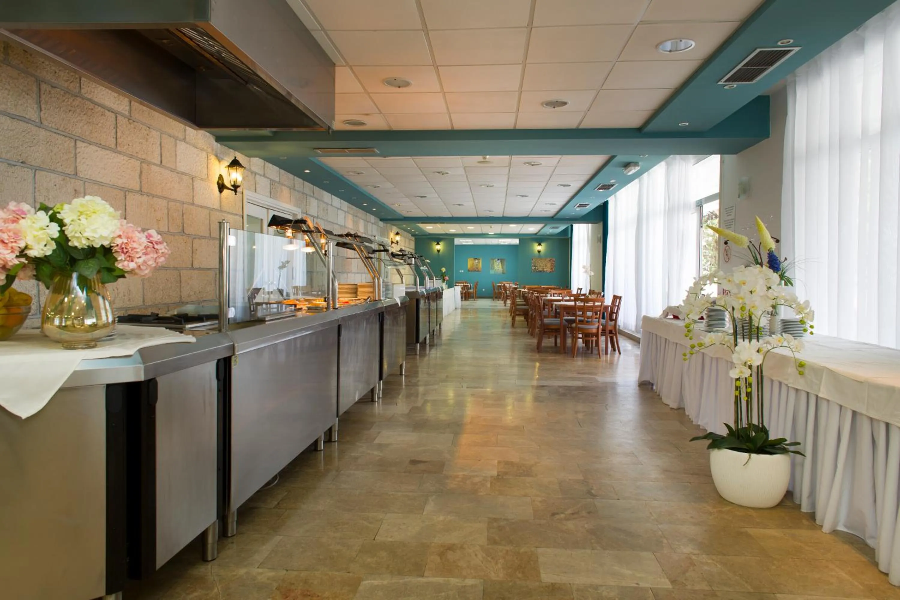 Restaurant/places to eat in Hotel Faraon