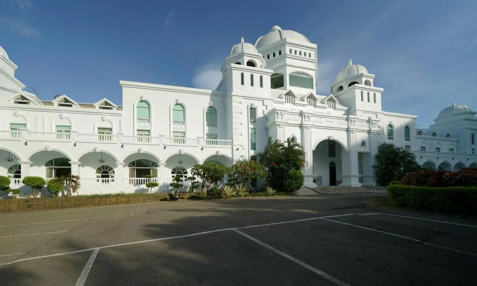 Empire Pacific Hotel龍潭科學園區 六福村 幼獅工業園區 長租旅居