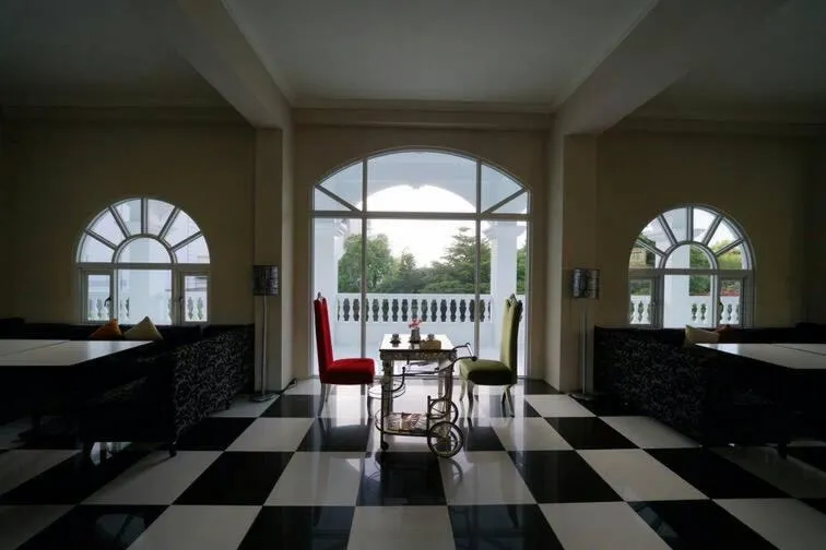 Empire Pacific Hotel龍潭科學園區 六福村 幼獅工業園區 長租旅居