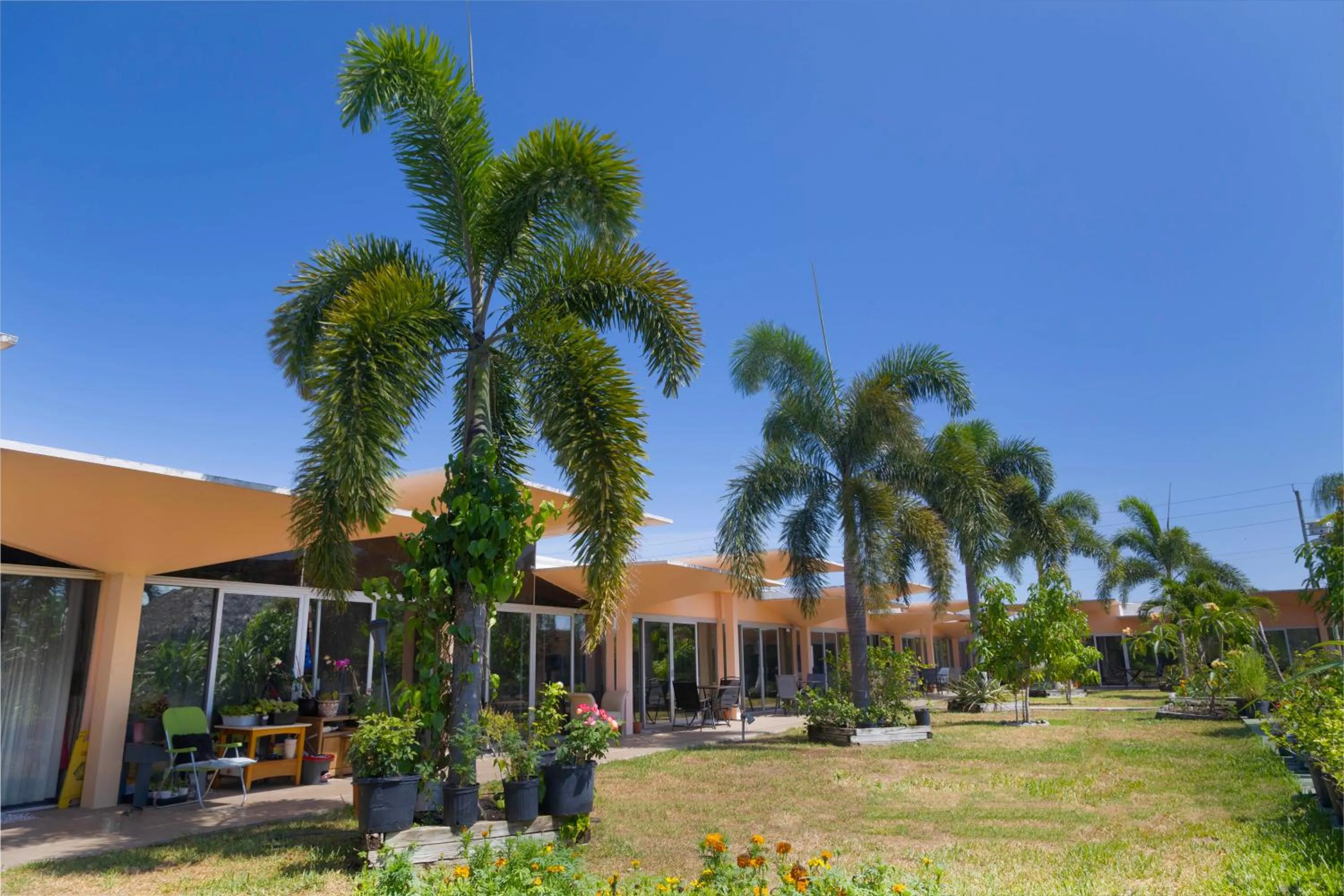 Warm Mineral Springs Motel