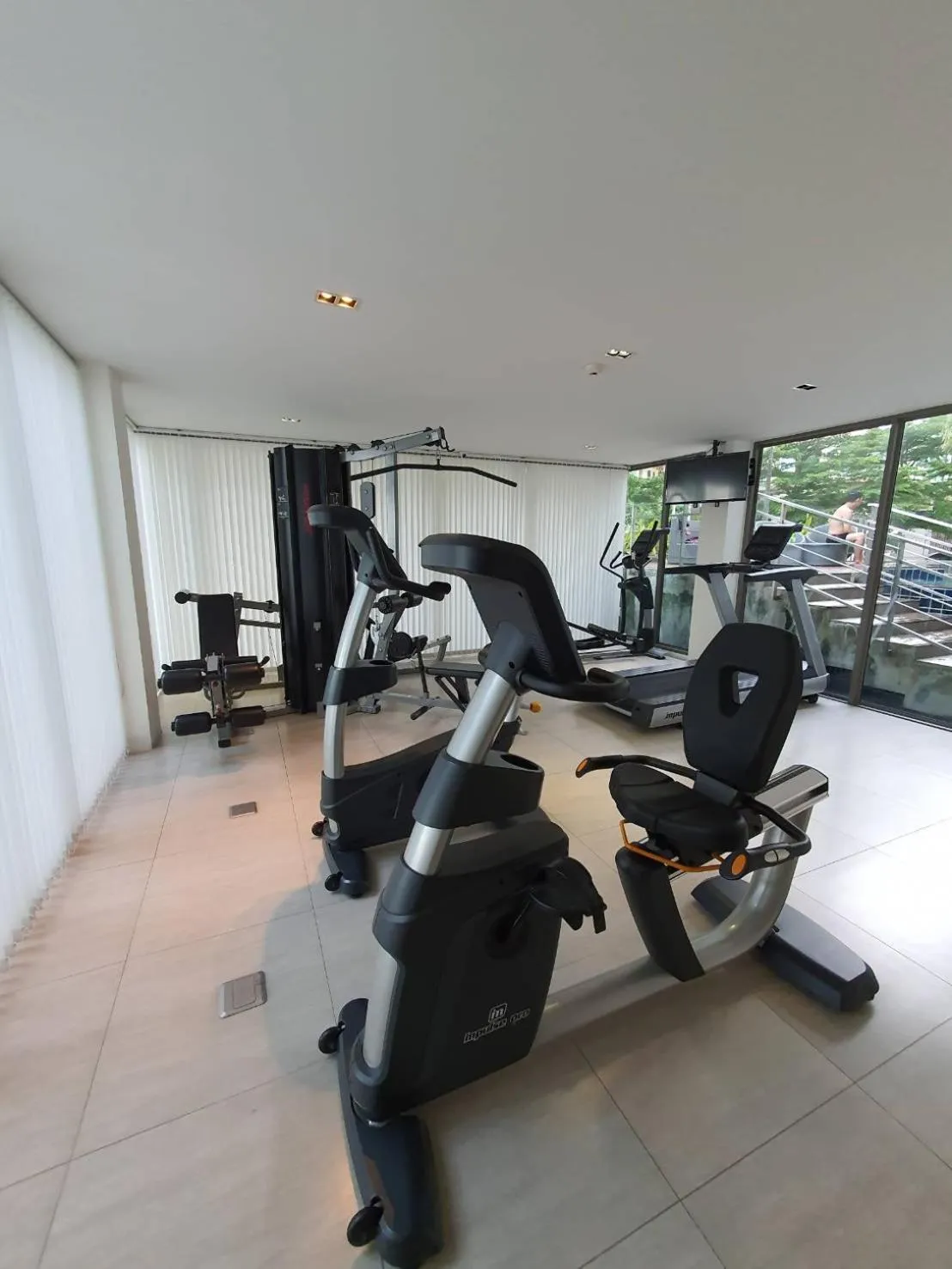 Fitness centre/facilities in Sonrisa Srirachaที่พักติดทะเล