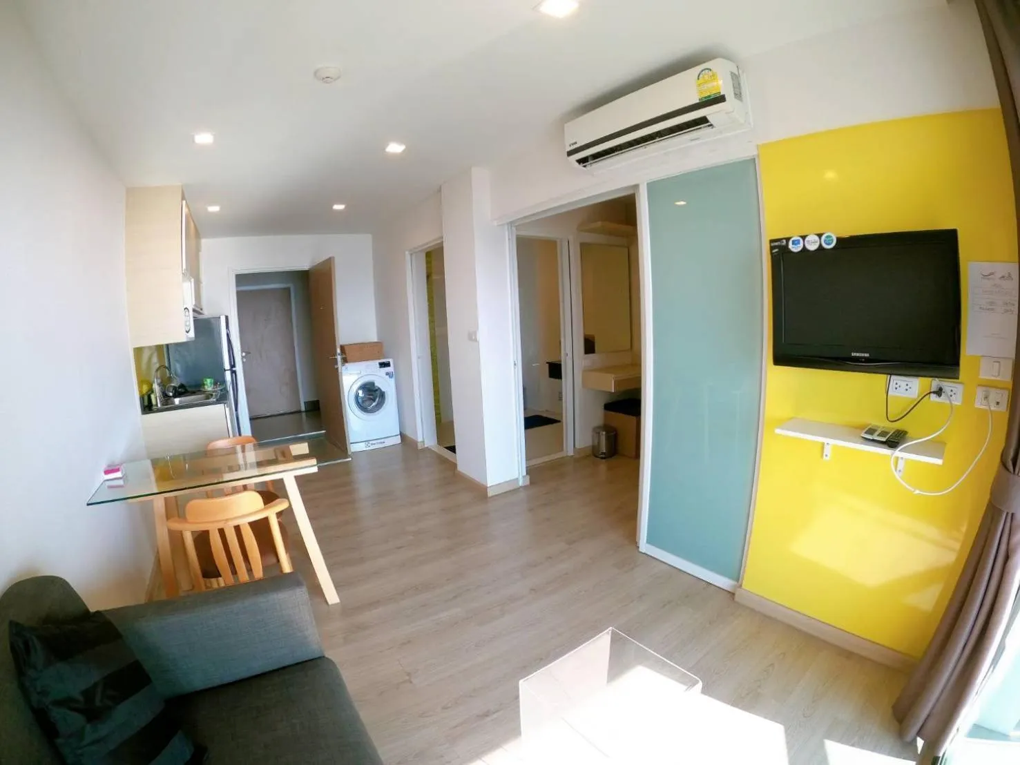 Photo of the whole room in Sonrisa Srirachaที่พักติดทะเล