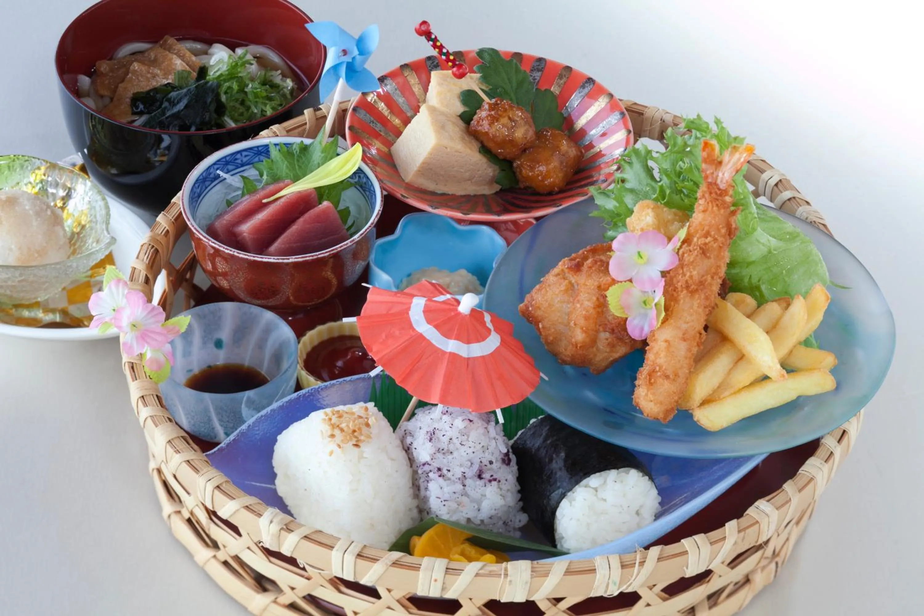 Food and drinks in KKR Hotel Osaka