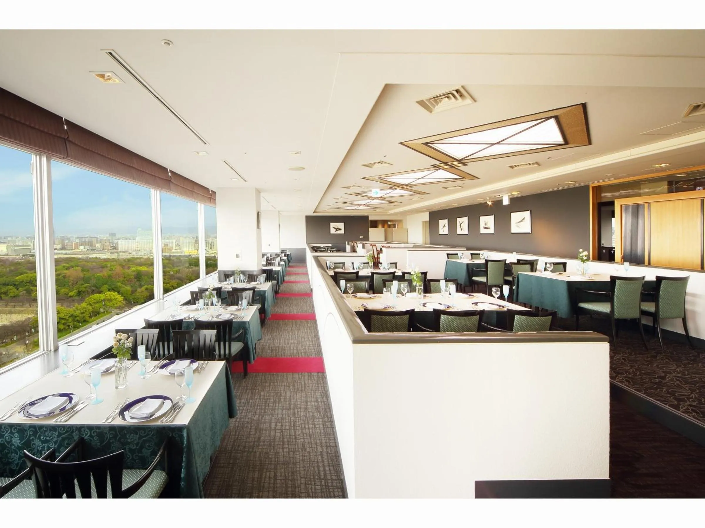 Restaurant/places to eat in KKR Hotel Osaka