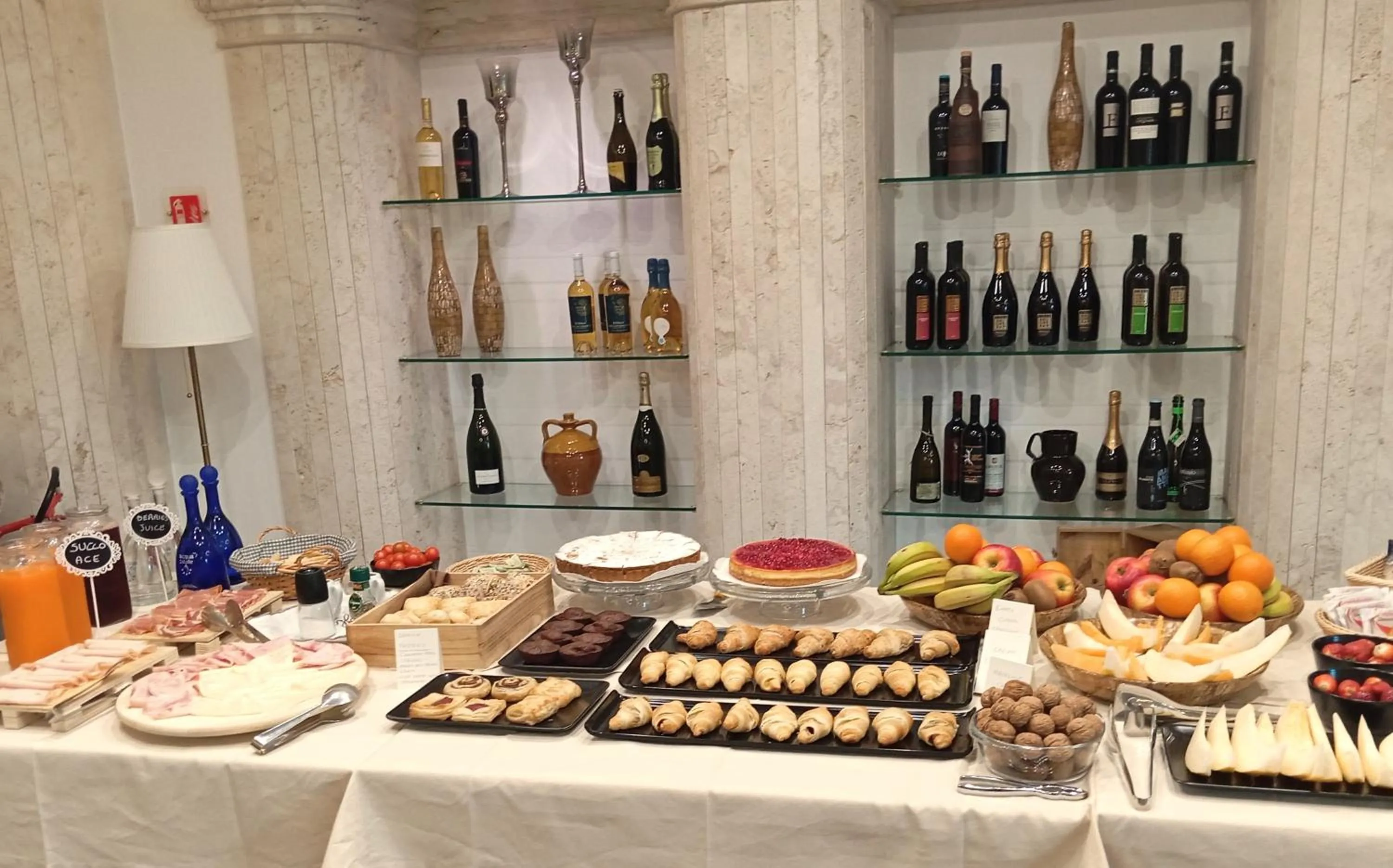 Breakfast in BHB Hotel