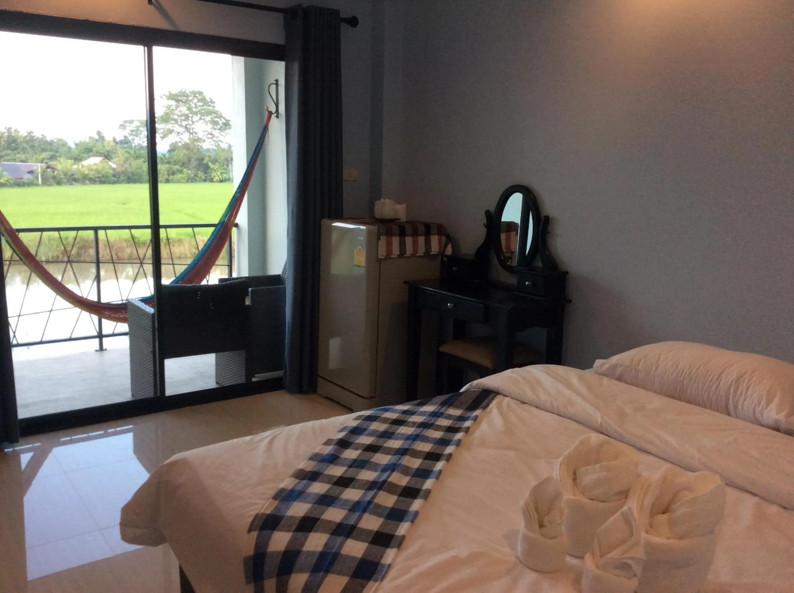 View (from property/room), Bed in Na Na Doo Homestay