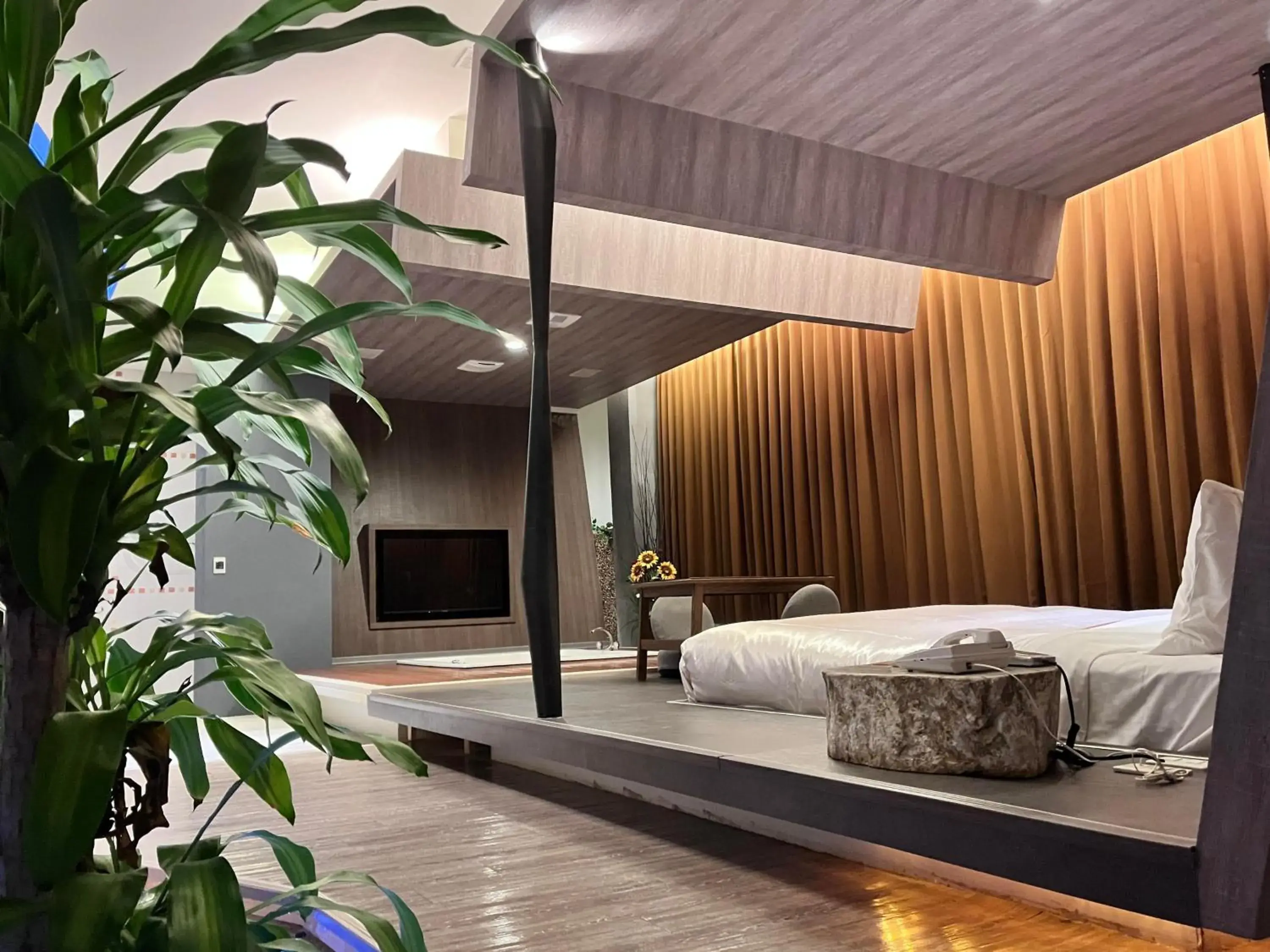 Bed in Moonlight Motel Bed in Moonlight Motel