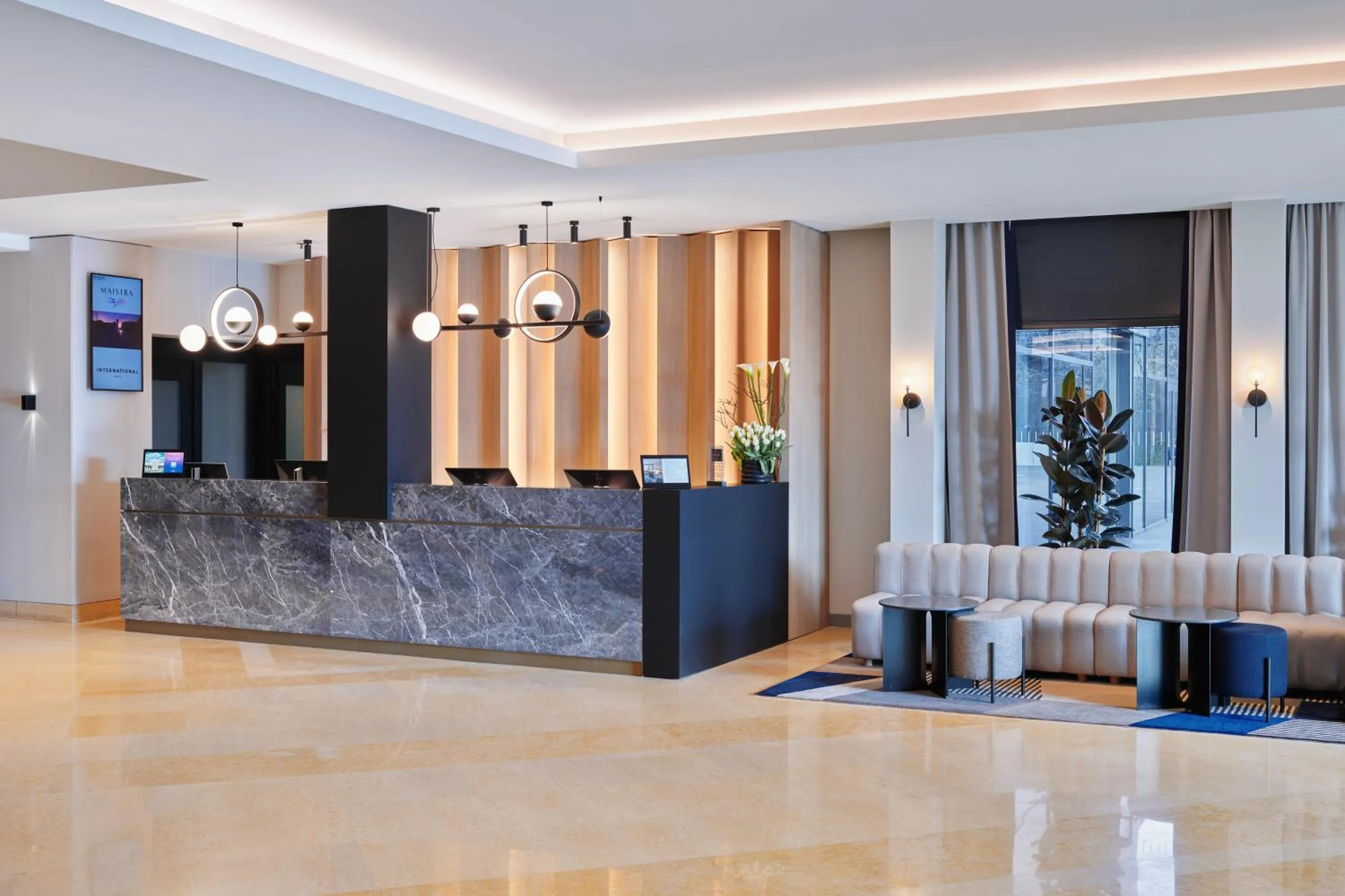 Lobby or reception in Hotel International by Maistra City Vibes