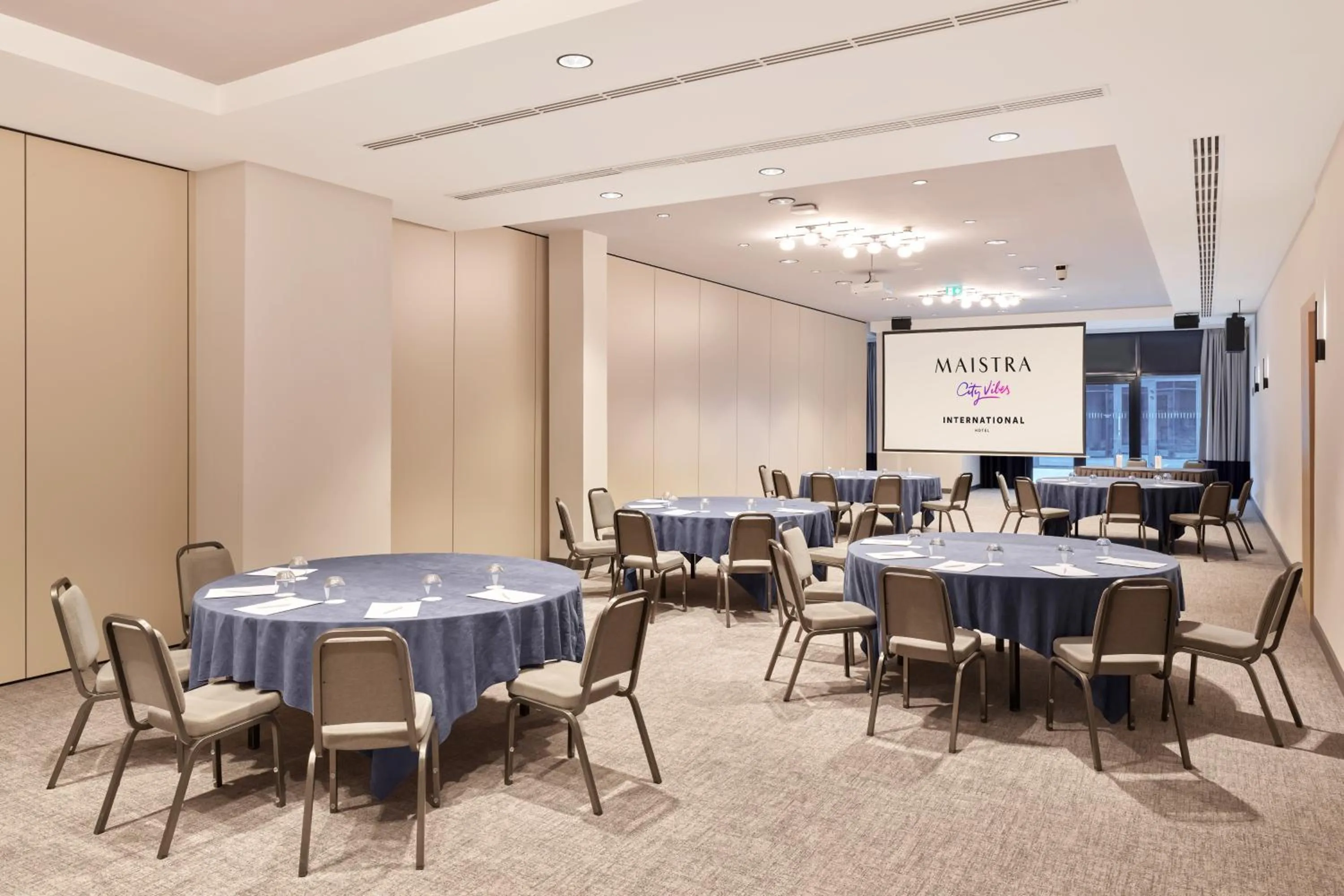 Business facilities in Hotel International by Maistra City Vibes