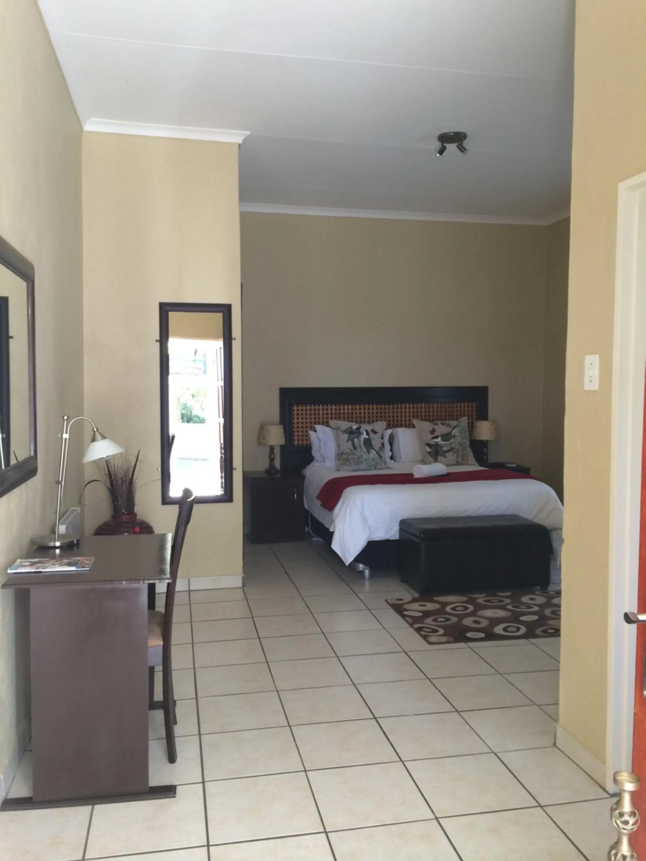 Bedroom, Bed in Mcbest Guest House