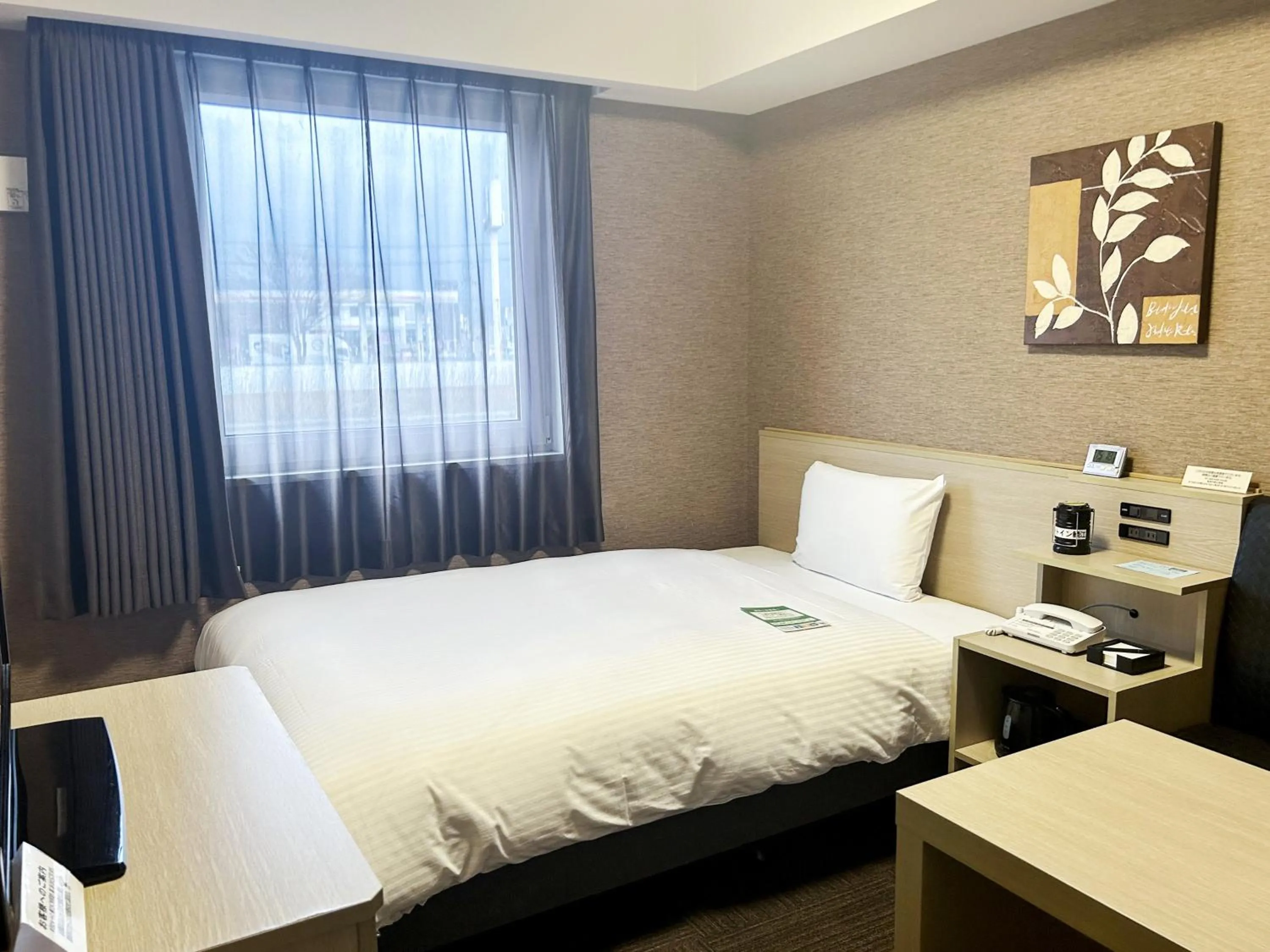 Photo of the whole room, Bed in Hotel Route-Inn Sabae -Kokudou 8 Gou-