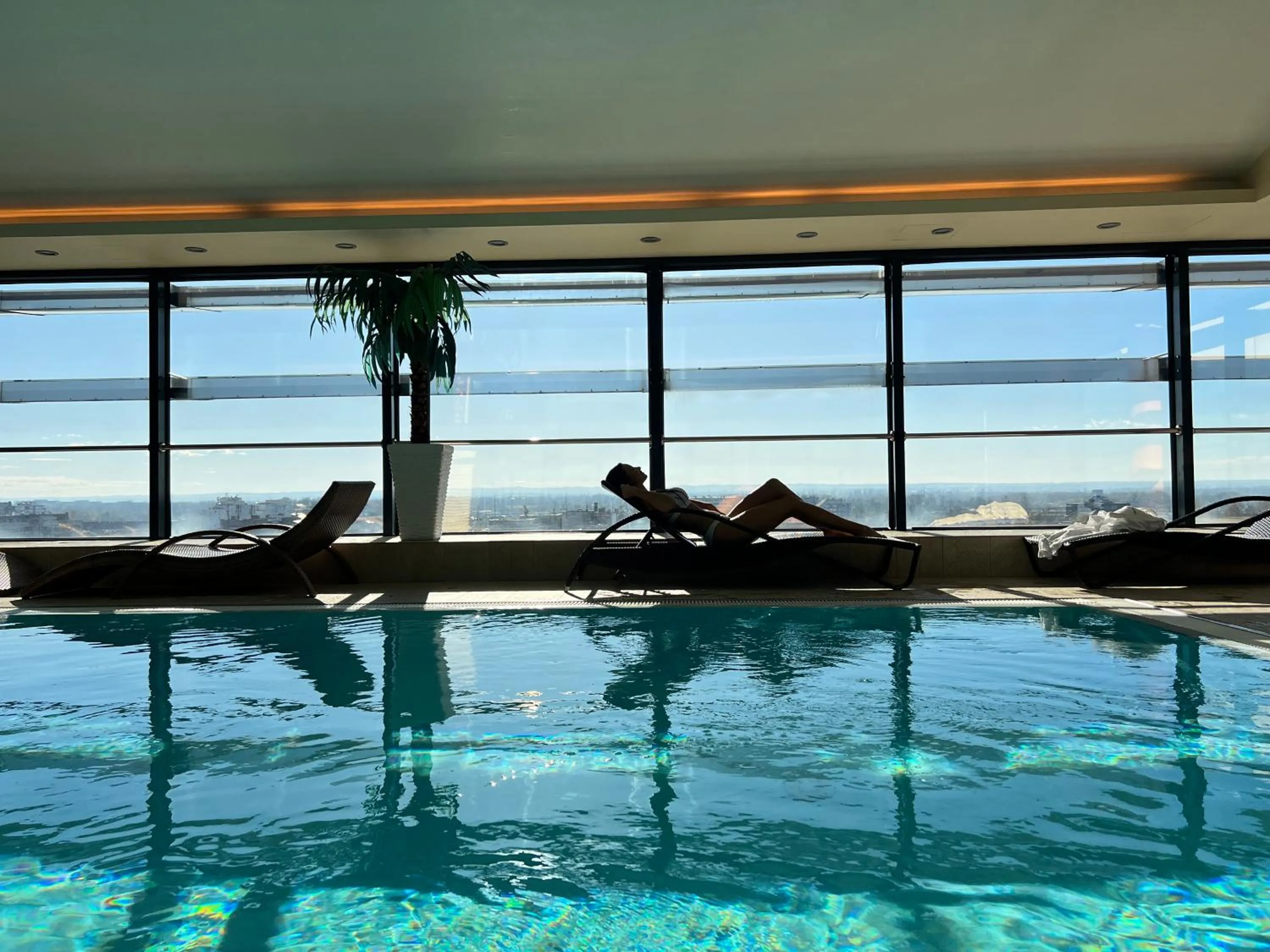 Swimming pool in Hotel Antunovic Zagreb