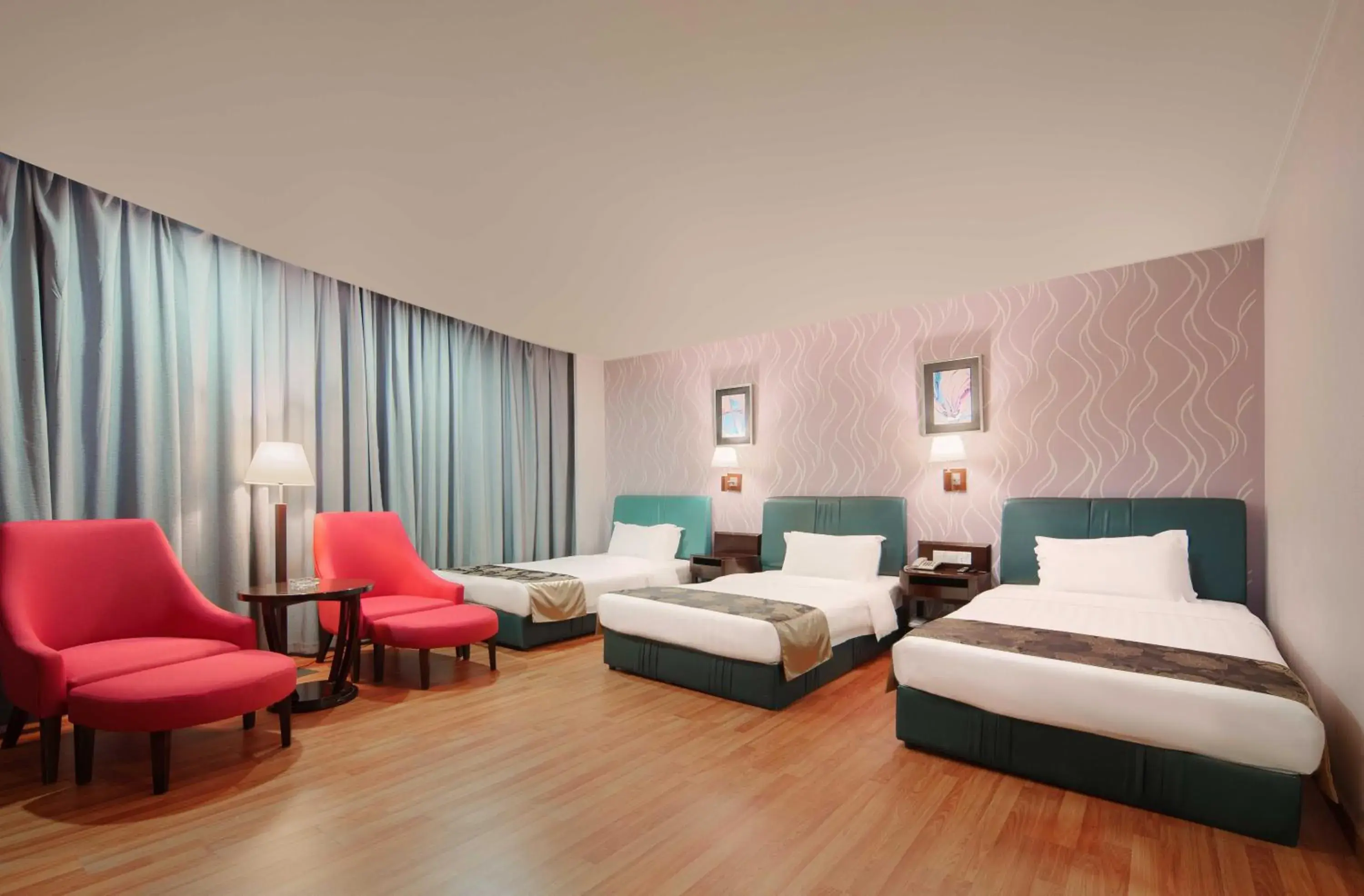 Deluxe Triple Room in Foshan Guanxin Hotel Deluxe Triple Room in Foshan Guanxin Hotel