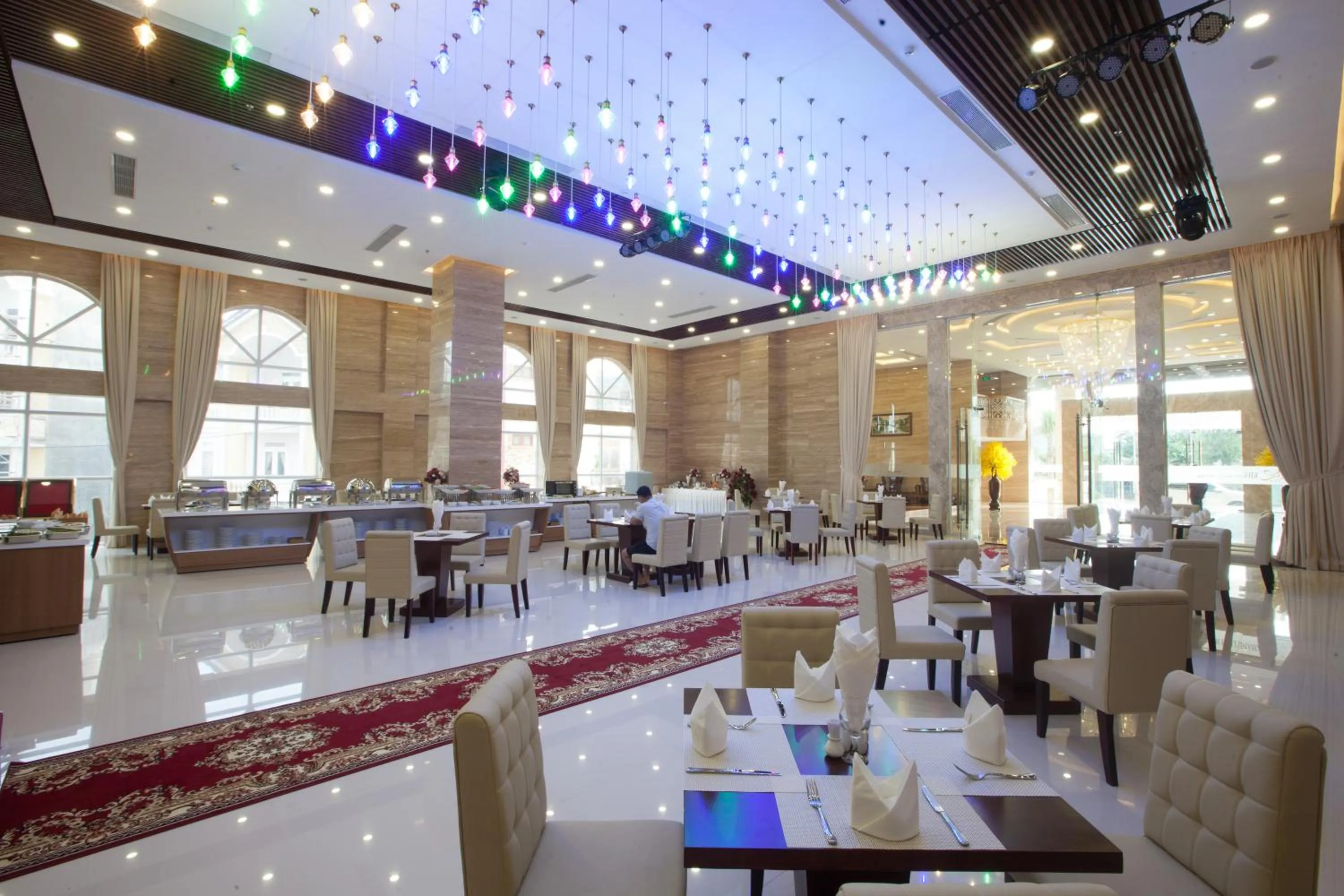 Restaurant/places to eat in Khanh Linh Hotel