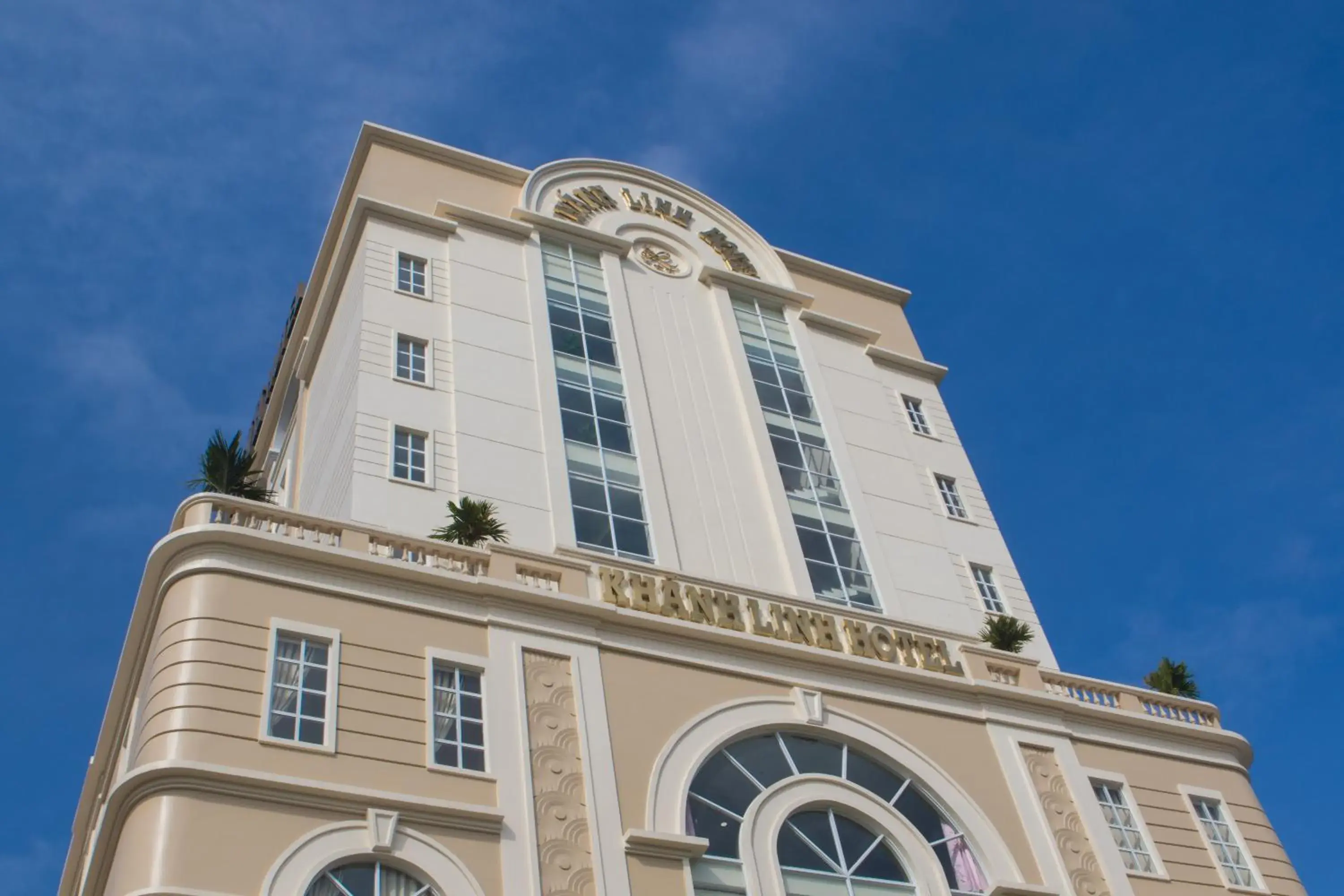 Facade/entrance in Khanh Linh Hotel Facade/entrance in Khanh Linh Hotel