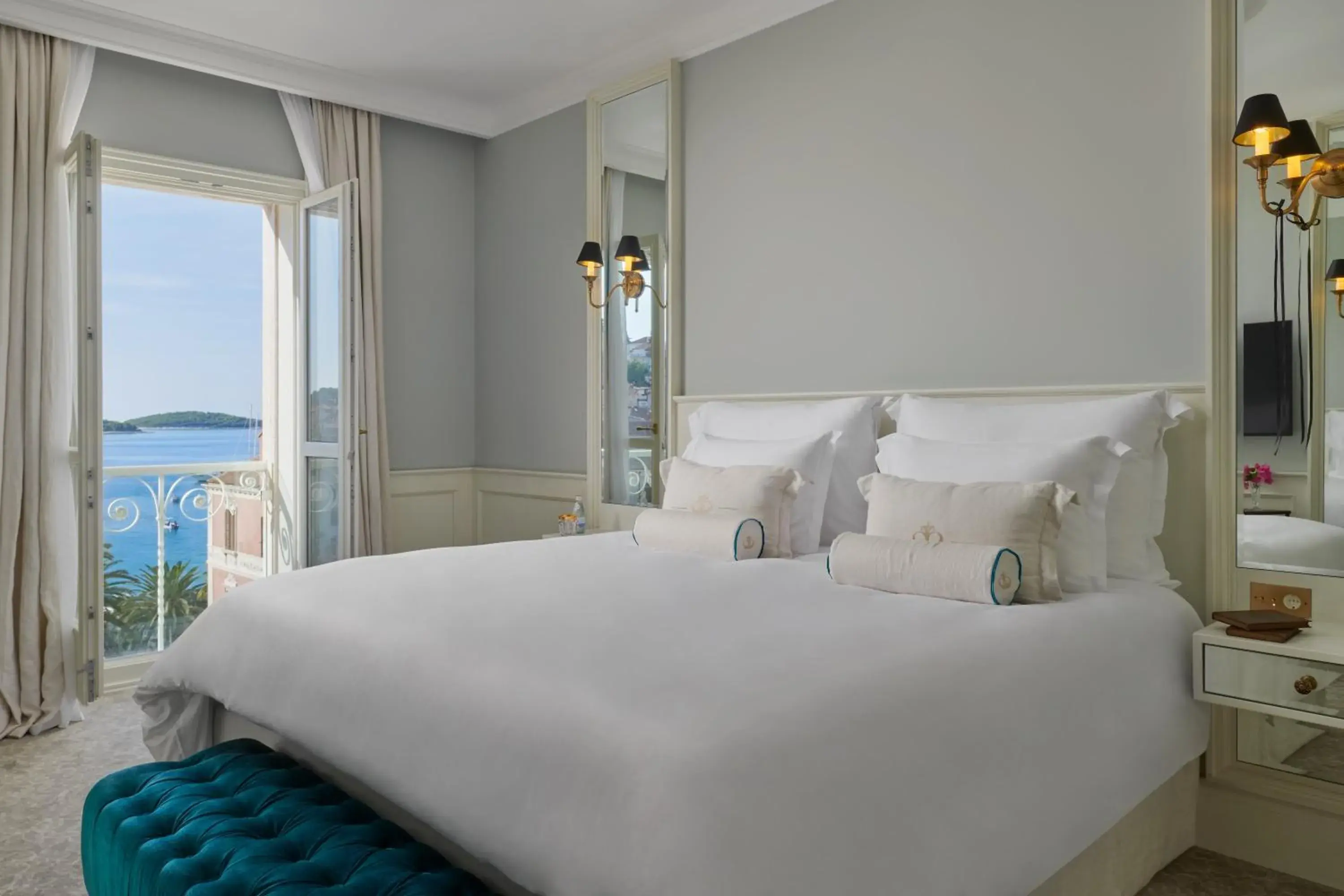 Deluxe Suite with Sea View - single occupancy in Palace Elisabeth Hvar Hotel - The Leading Hotels of the World Deluxe Suite with Sea View - single occupancy in Palace Elisabeth Hvar Hotel - The Leading Hotels of the World