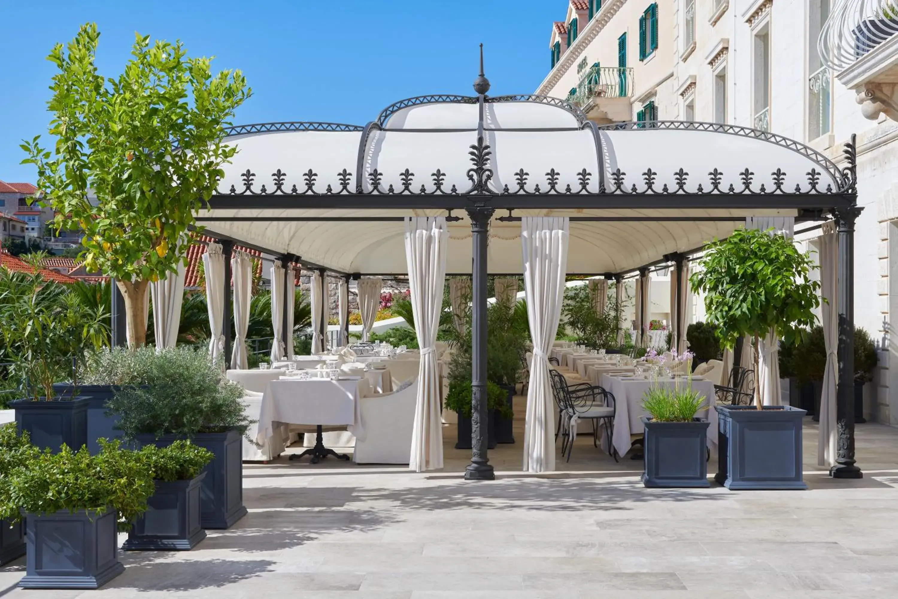 Restaurant/places to eat in Palace Elisabeth Hvar Hotel - The Leading Hotels of the World Restaurant/places to eat in Palace Elisabeth Hvar Hotel - The Leading Hotels of the World