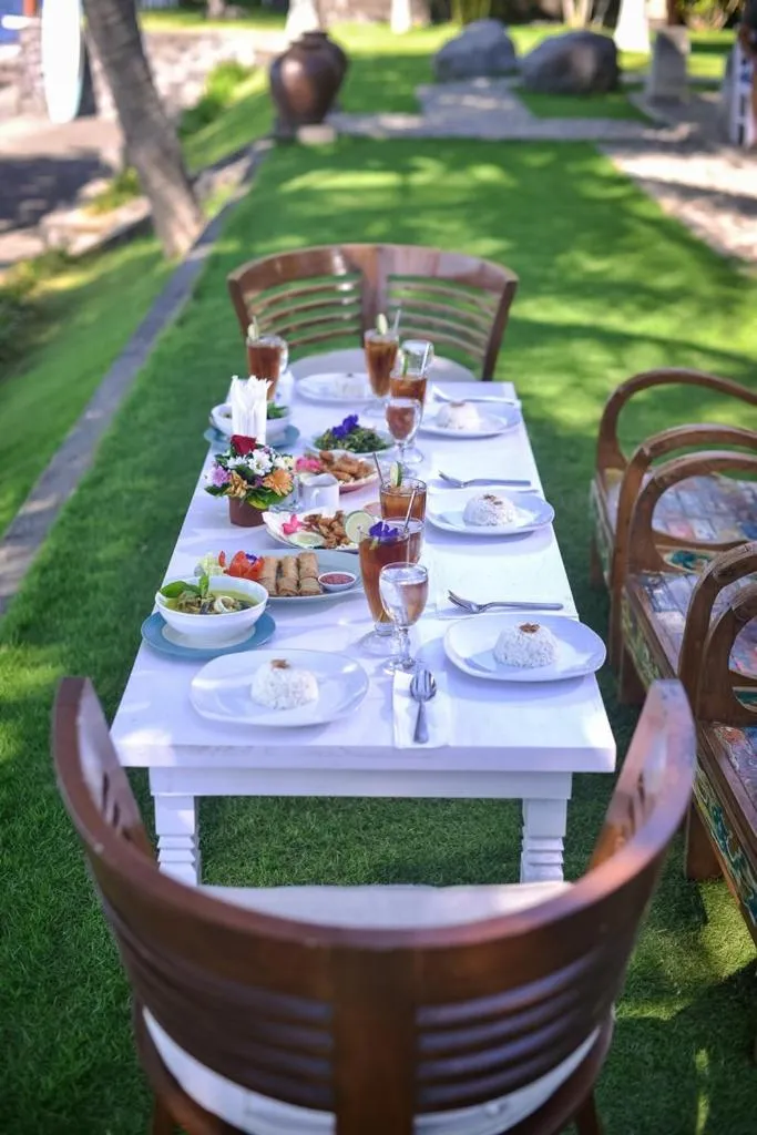 Restaurant/places to eat in Mojito Beach Villas