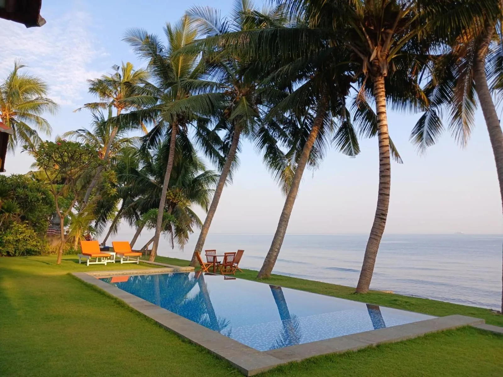 Swimming pool in Mojito Beach Villas