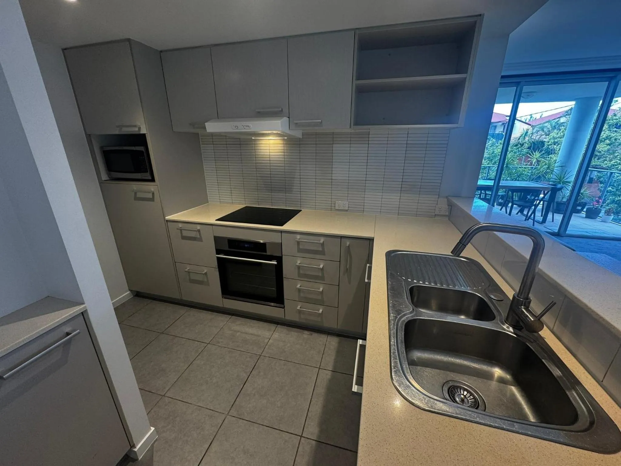 Kitchen or kitchenette in Trilogy Residences Brisbane