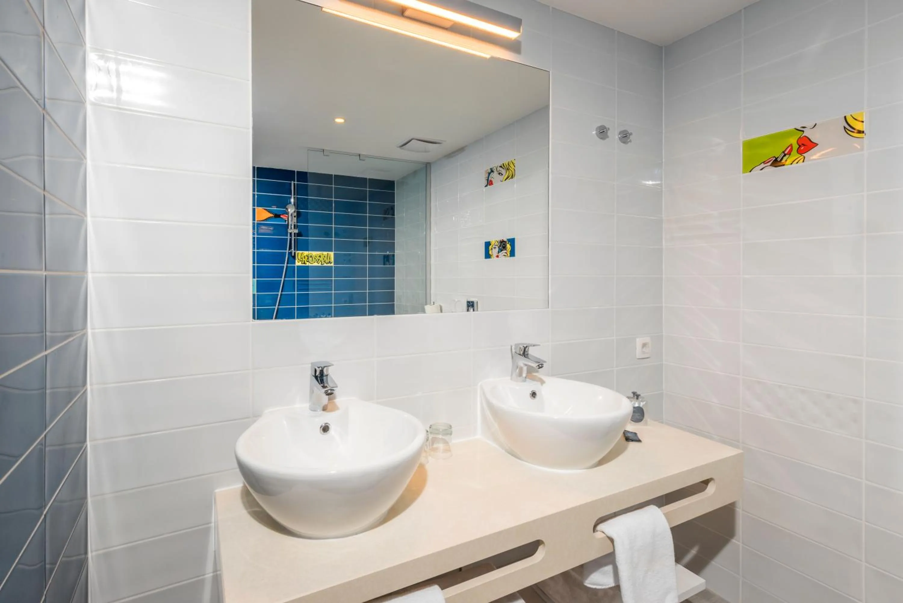 Shower in Pharos Hvar Bayhill Hotel