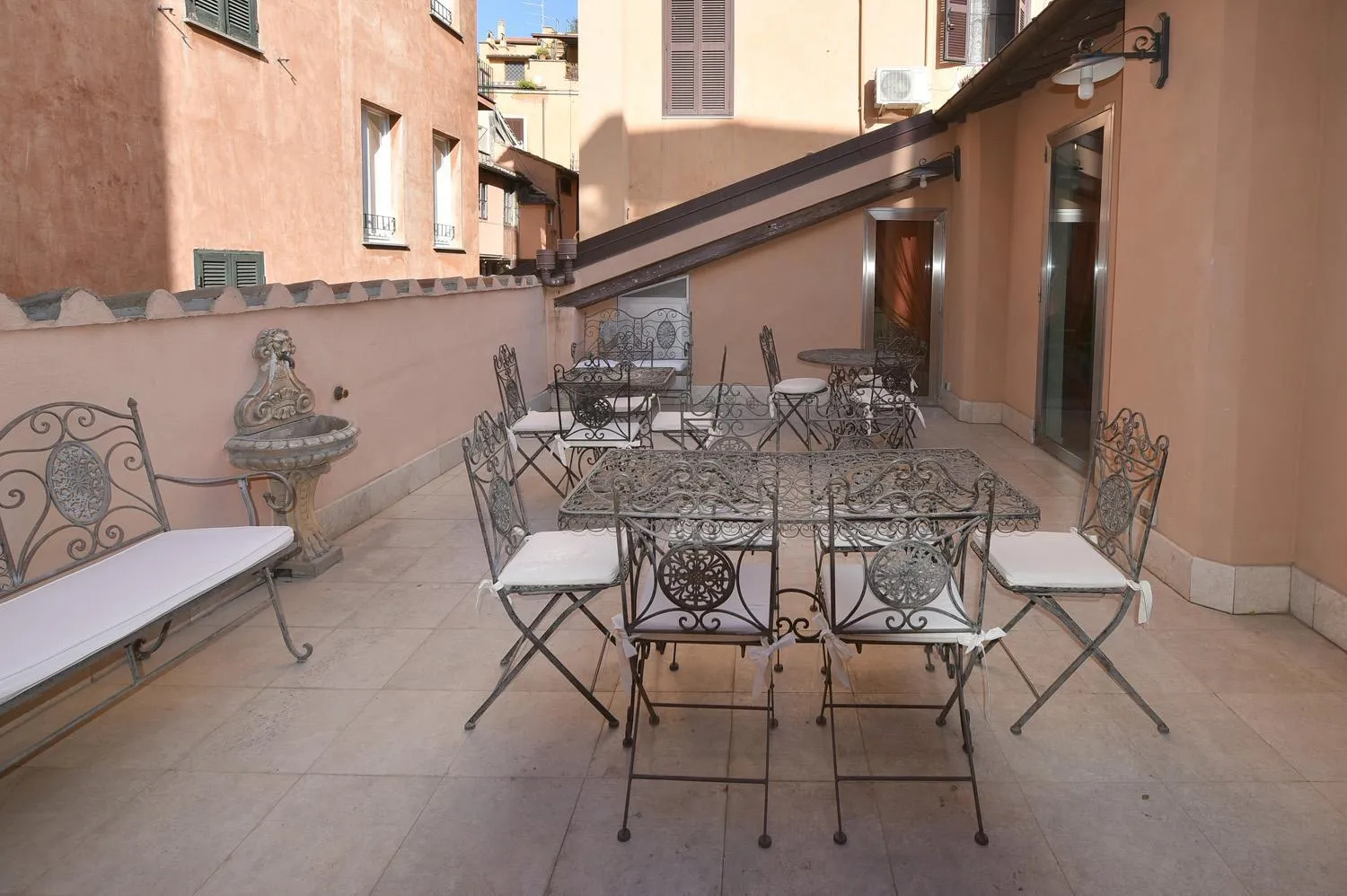 Balcony/Terrace in LM Suites Spagna