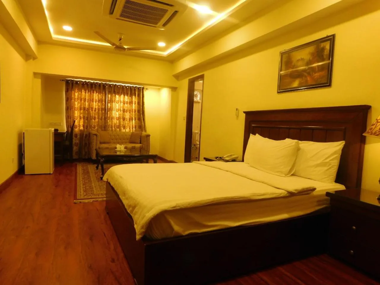 Bed in Diplomat Hotel