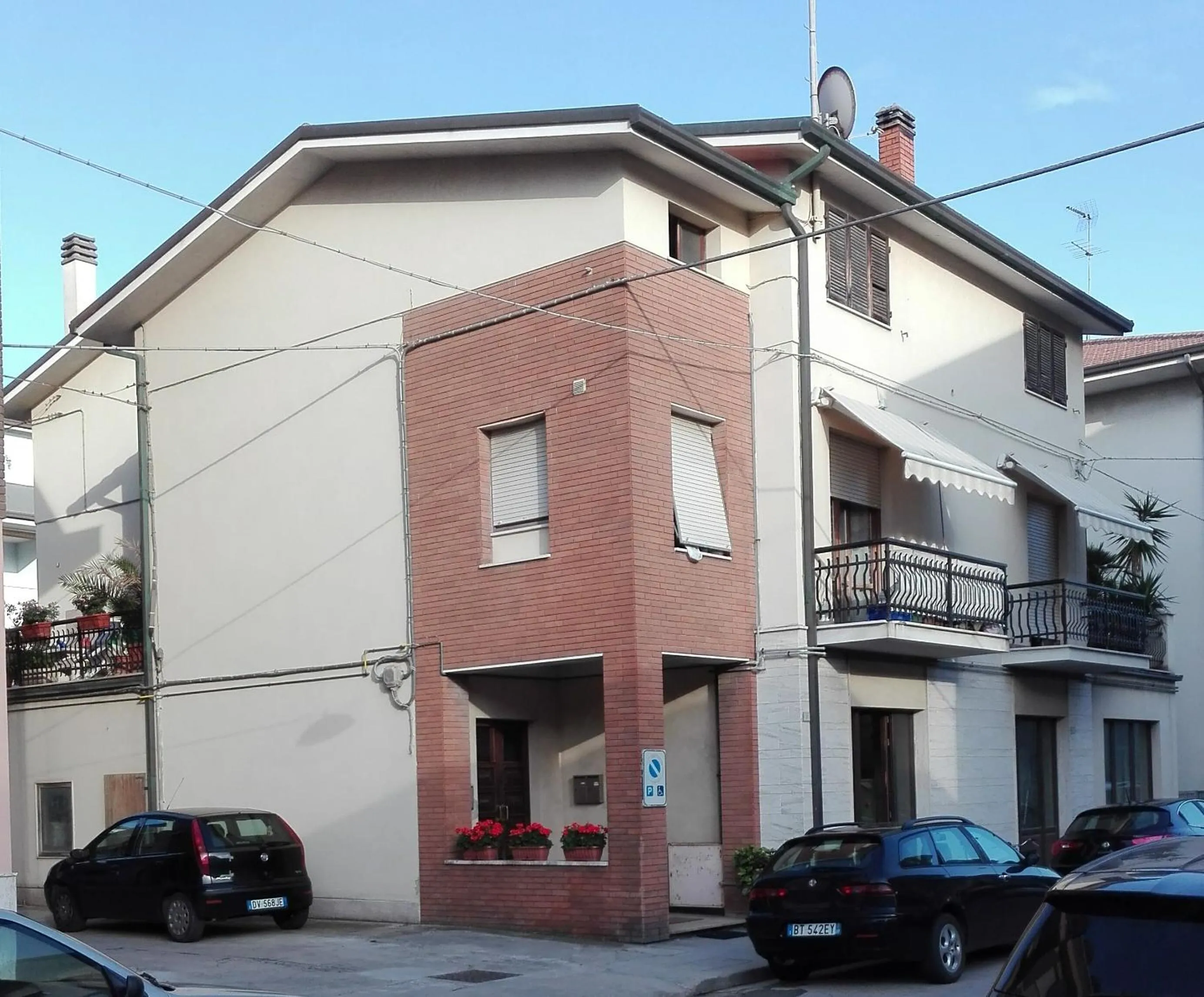 Property building in Casa Dilva