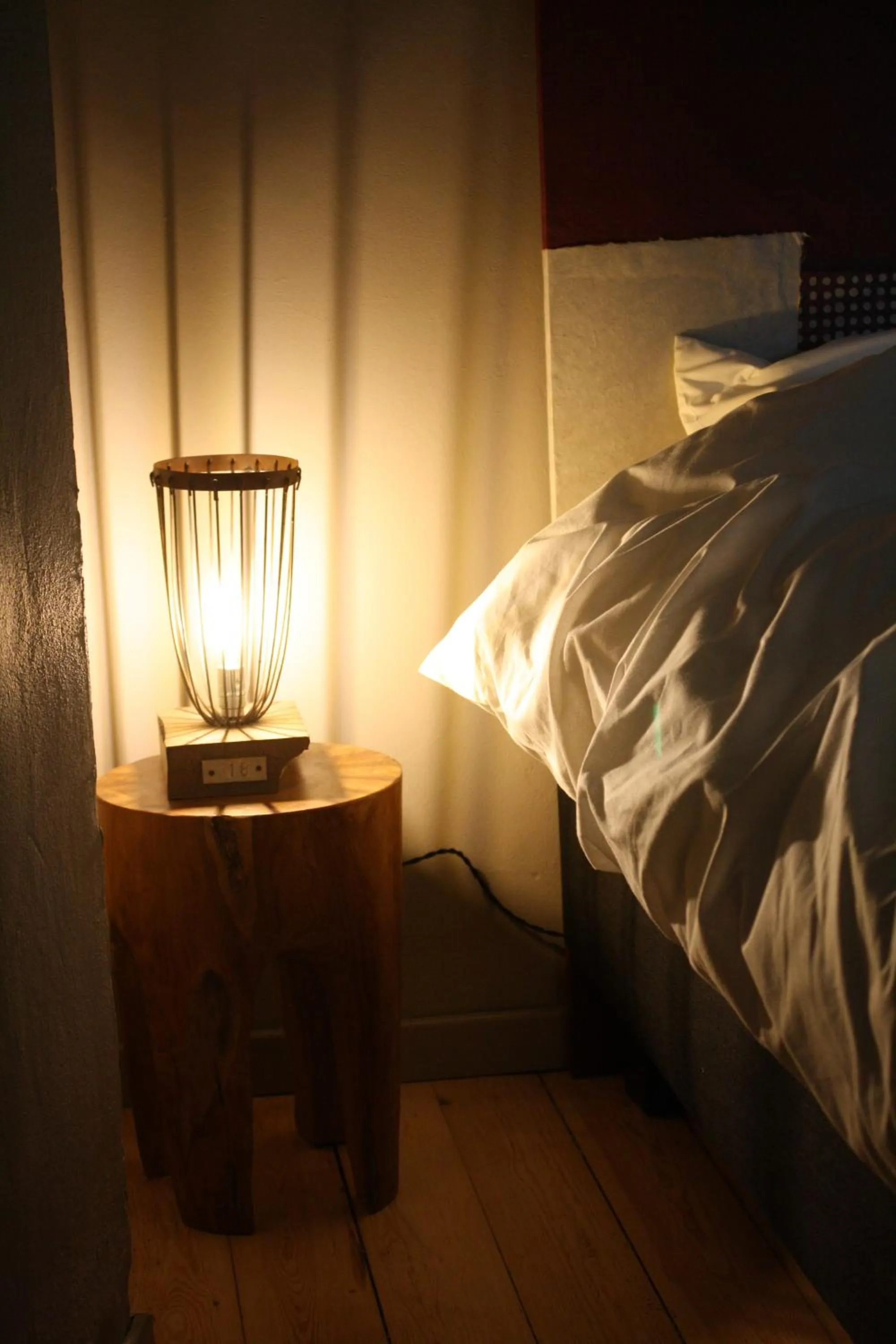 Decorative detail, Bed in La lune en bulles