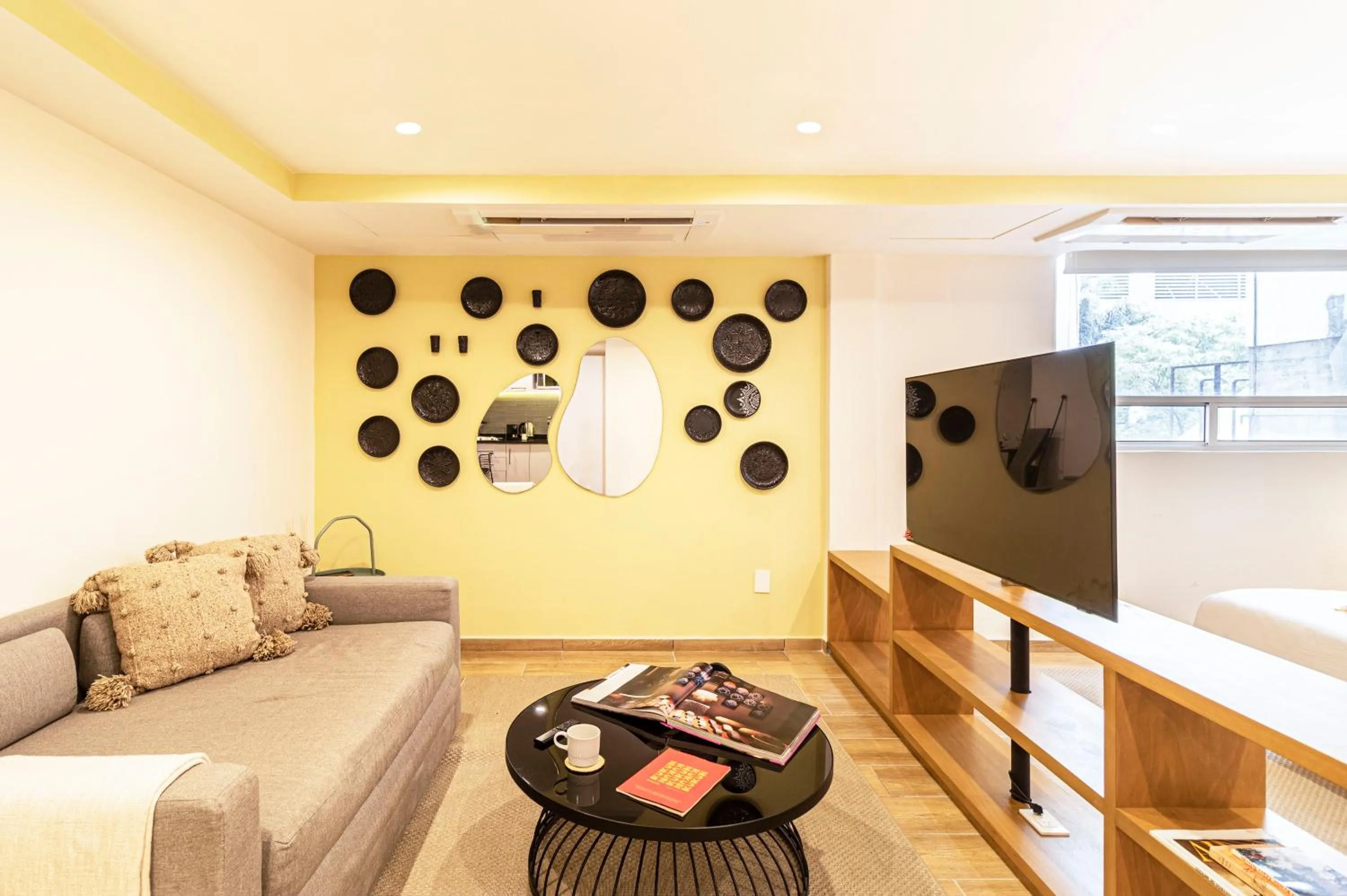 TV and multimedia in Grand Chapultepec Residencial