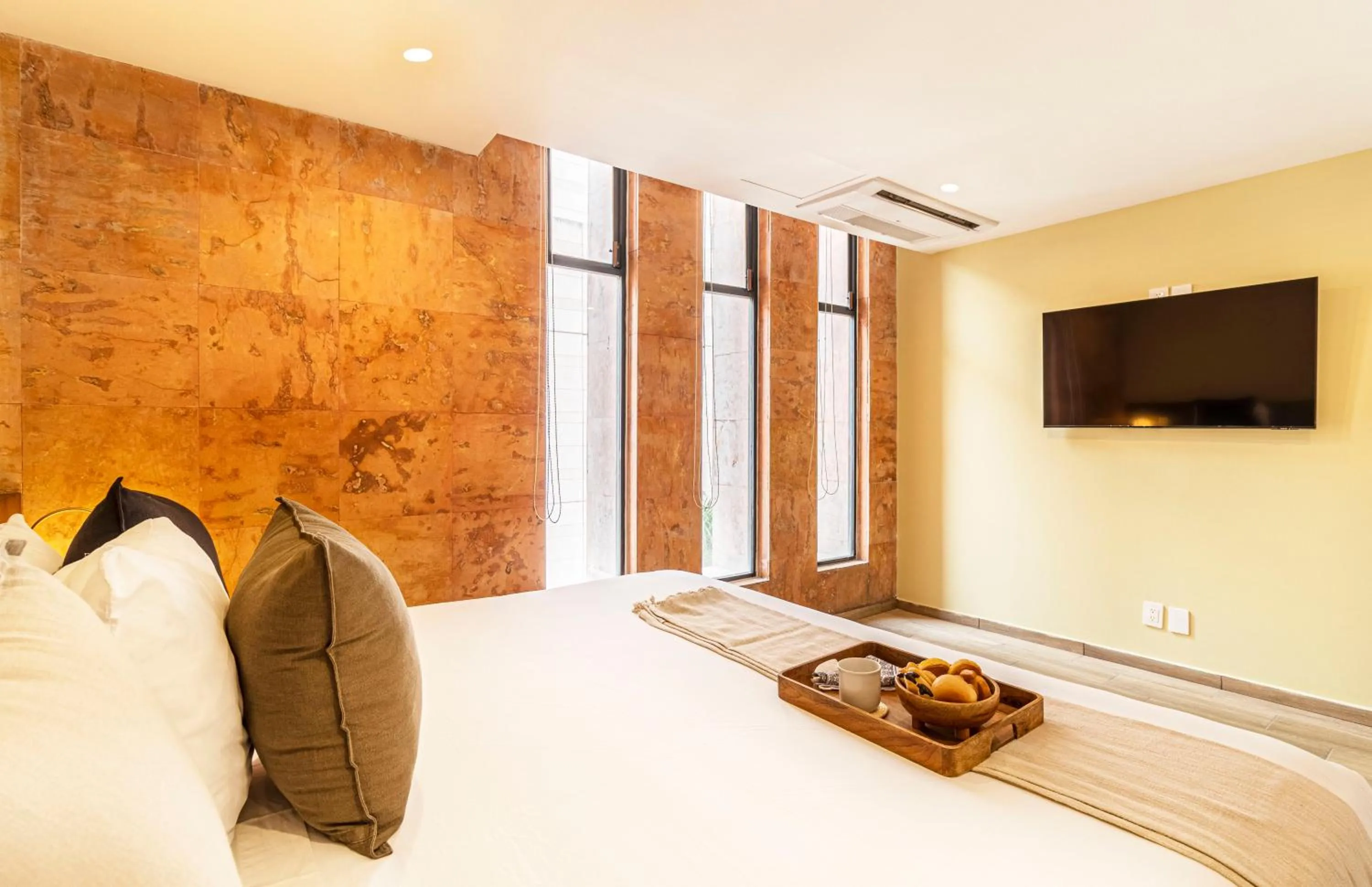 Bedroom, Bed in Grand Chapultepec Residencial