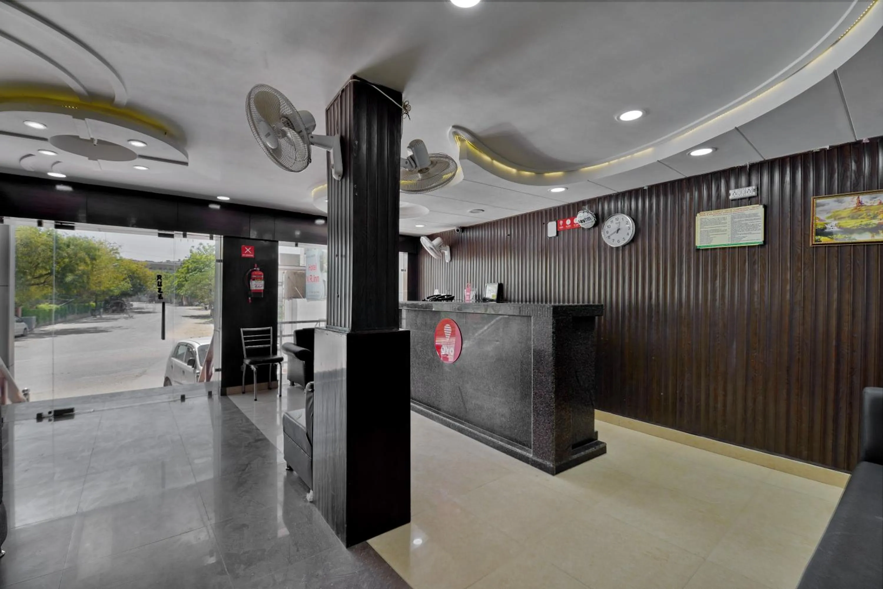 Lobby or reception in Hotel O by OYO NR Inn