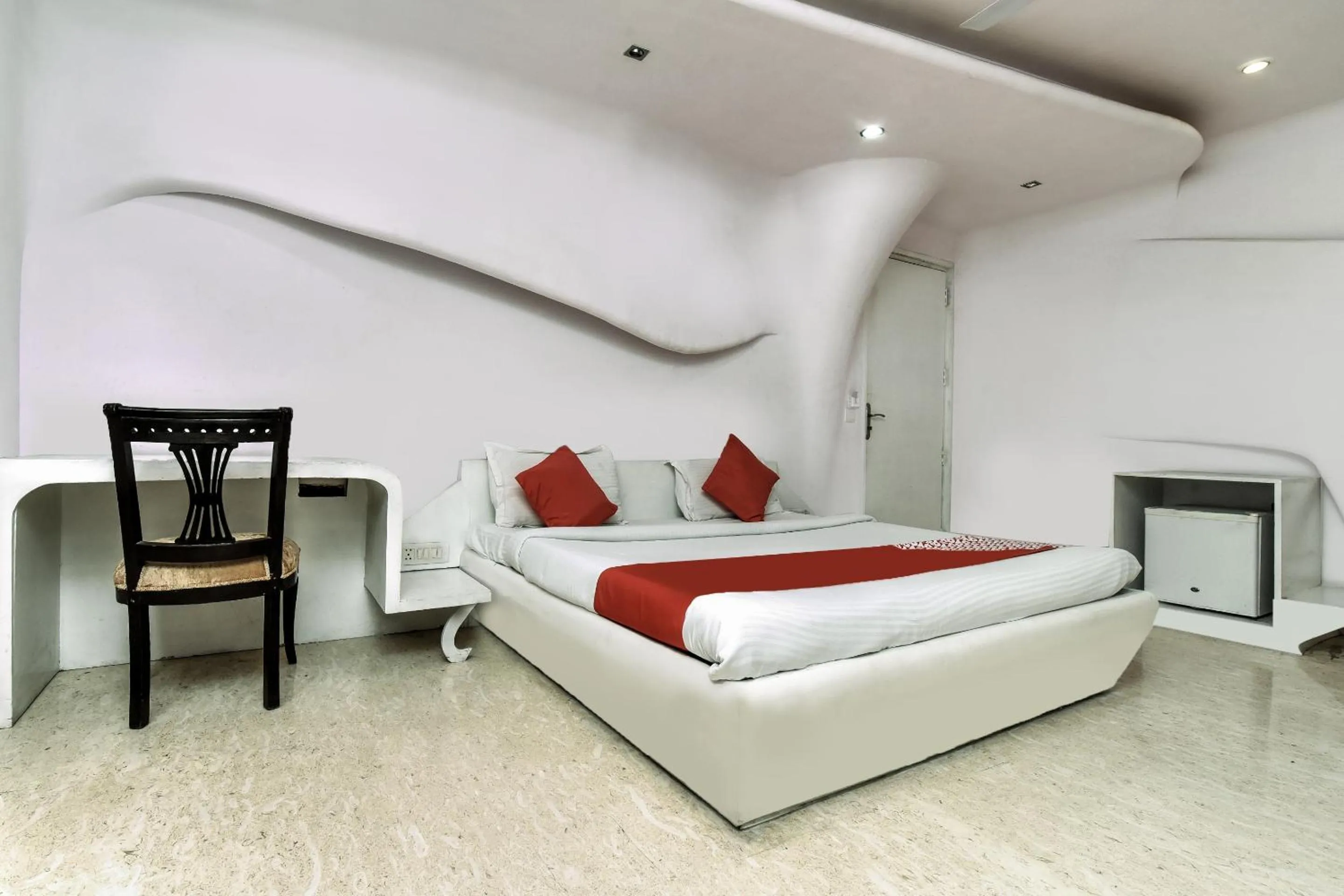 Bedroom in Hotel O Kochar Plaza