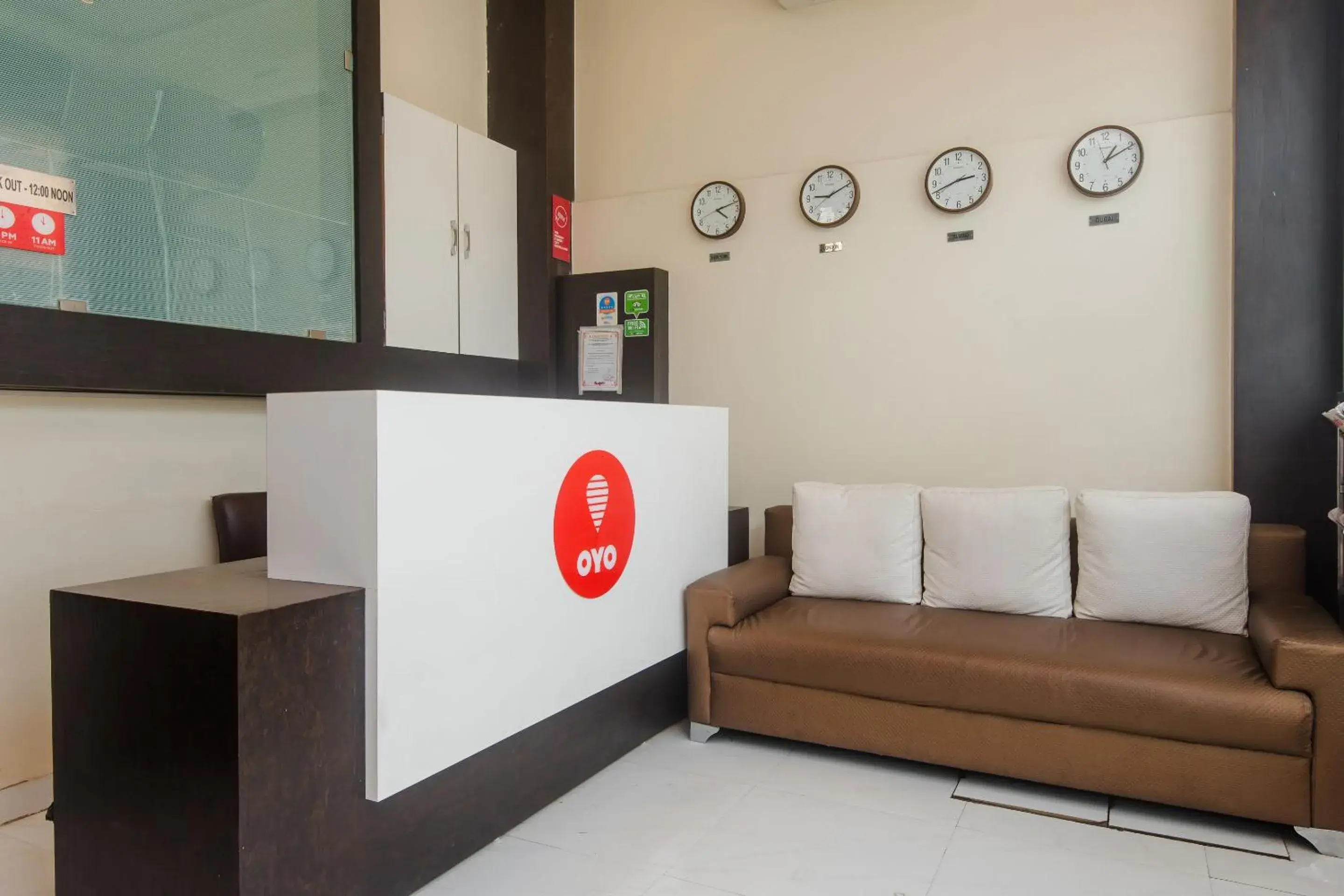 Lobby or reception in Hotel O Alfa Grand Near Chhatrapati Shivaji International Airport Lobby or reception in Hotel O Alfa Grand Near Chhatrapati Shivaji International Airport